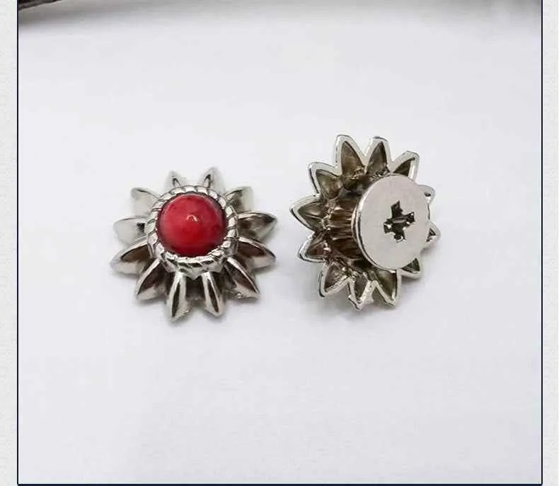 13mm Vintage Turquoise Chrysanthemum Screw-Back Studs 40 Pack