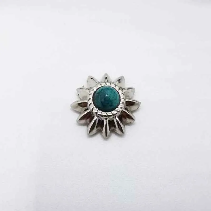 13mm Vintage Turquoise Chrysanthemum Screw-Back Studs 40 Pack