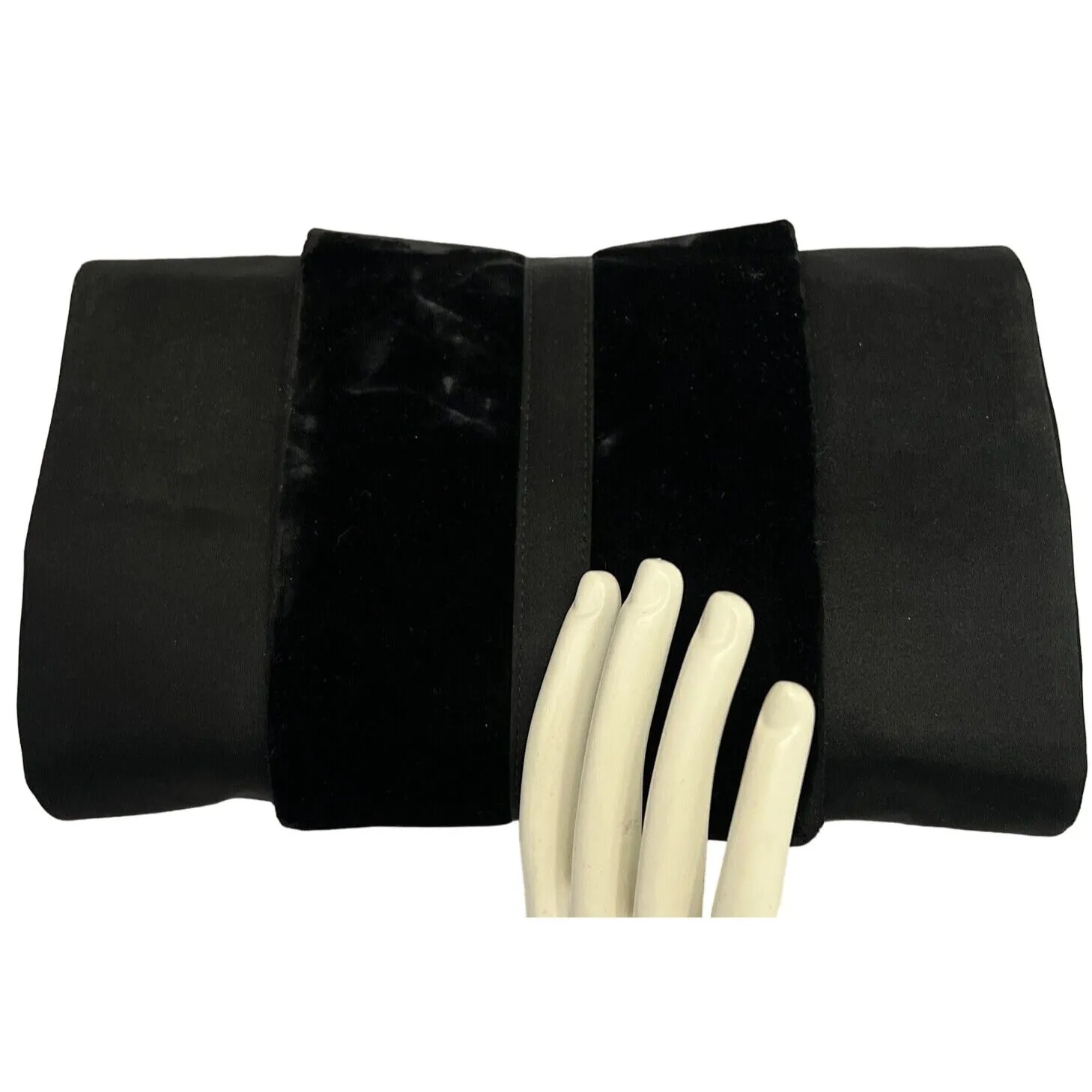 1950's G. Gucci silk & velvet clutch