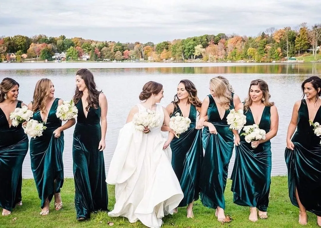 Ababalaya Women's Luxurious Velvet Long Bridesmaid Dresses Formal Dresses for Winter/Fall Wedding