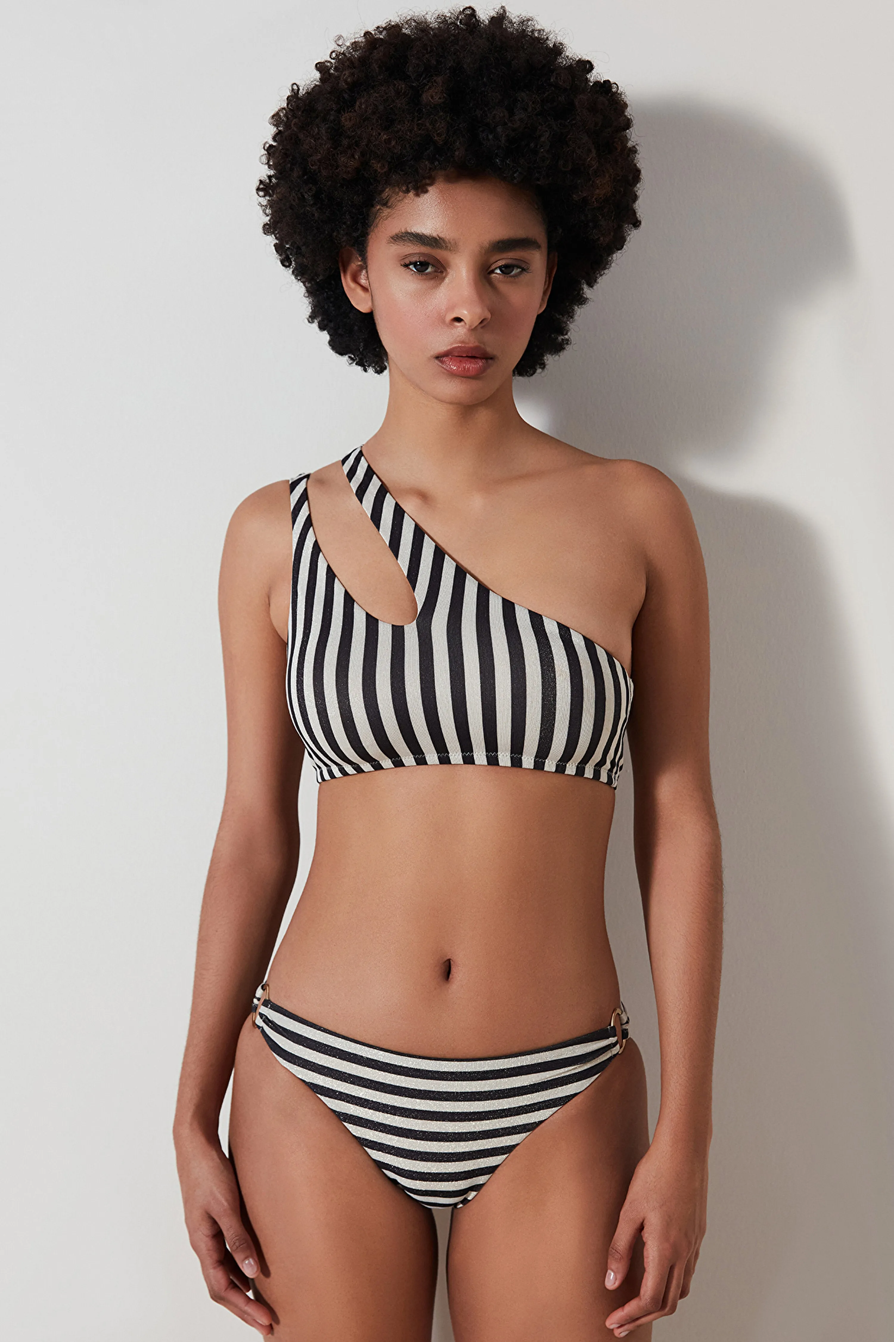 Alia One Shoulder Bikini Top