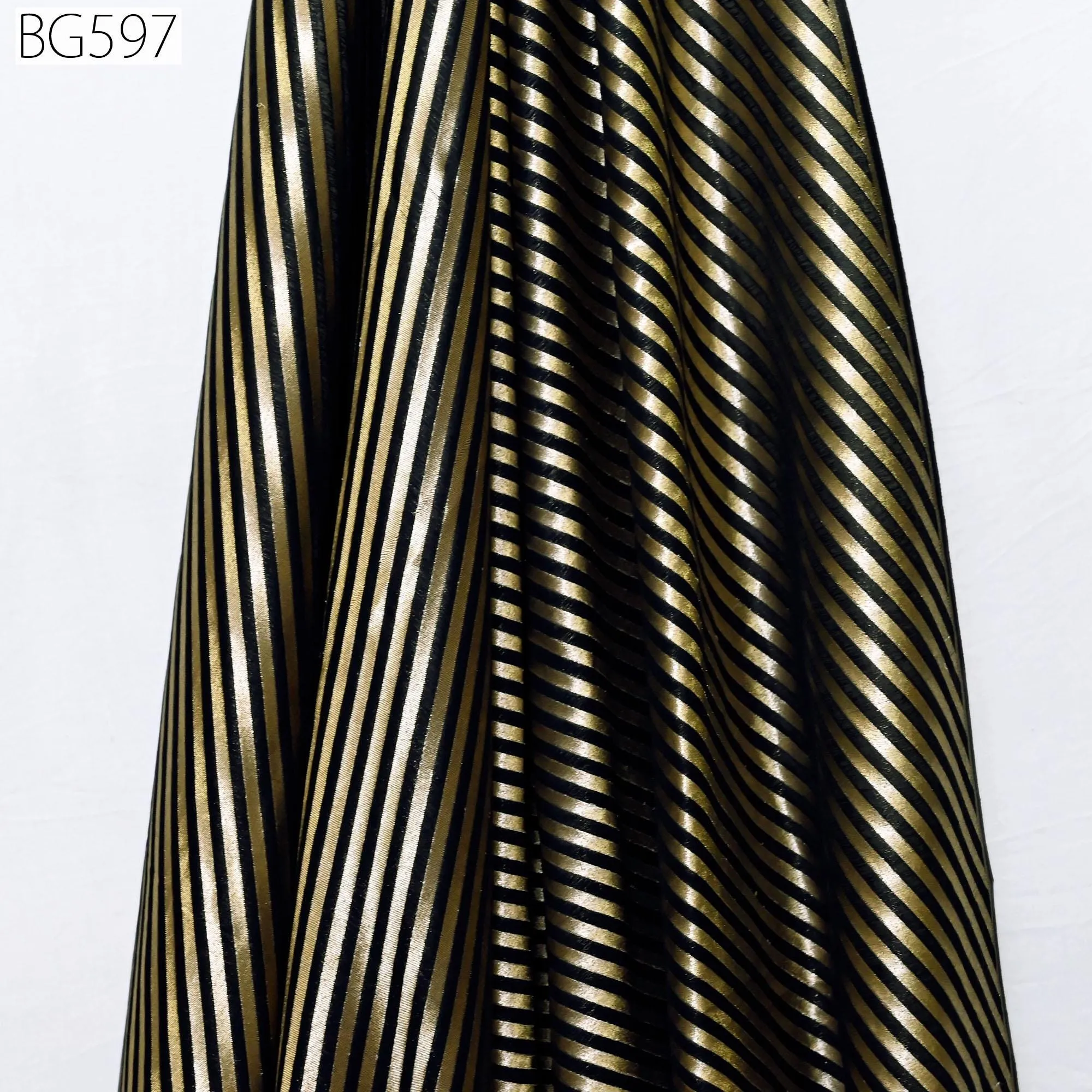 Black Benarse Wedding Dresses Brocade by the yard Diagonal Stripes Indian Banarasi Sewing Material Costume Crafting Drapery Cushion Covers