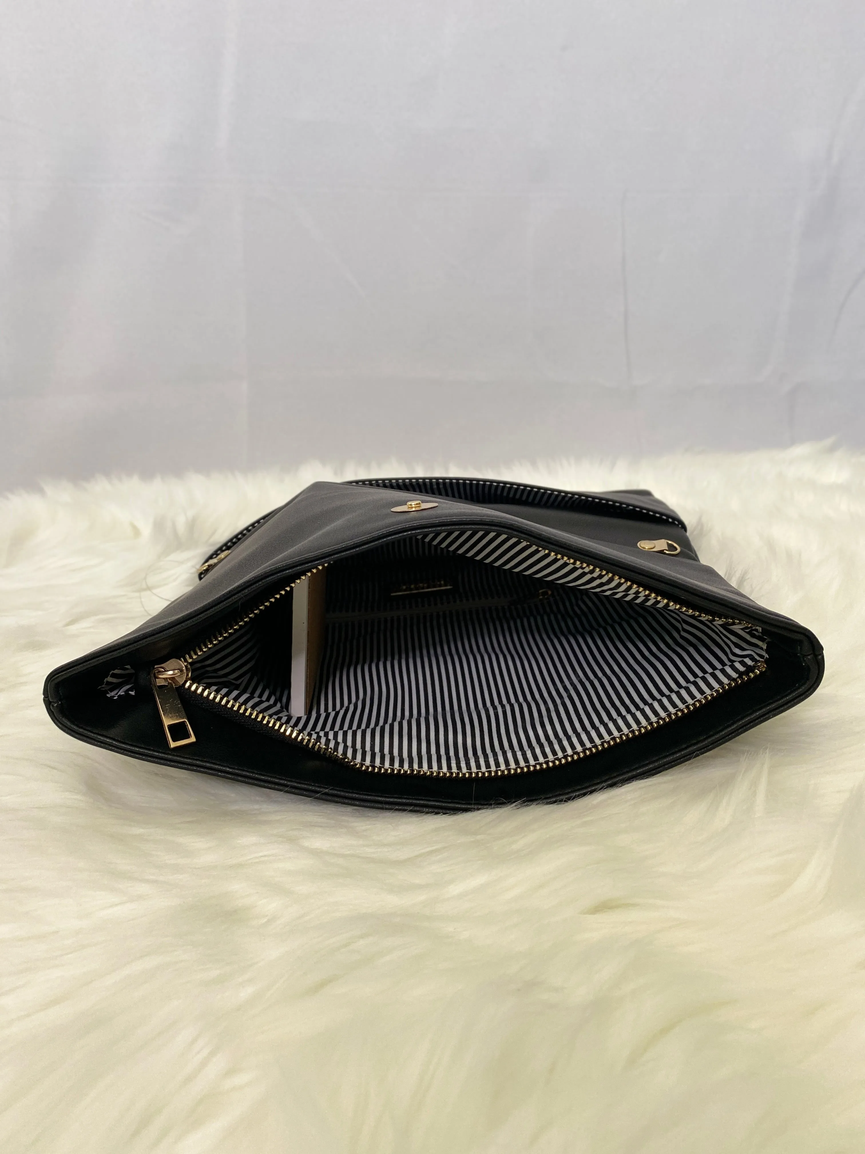 Black Clutch