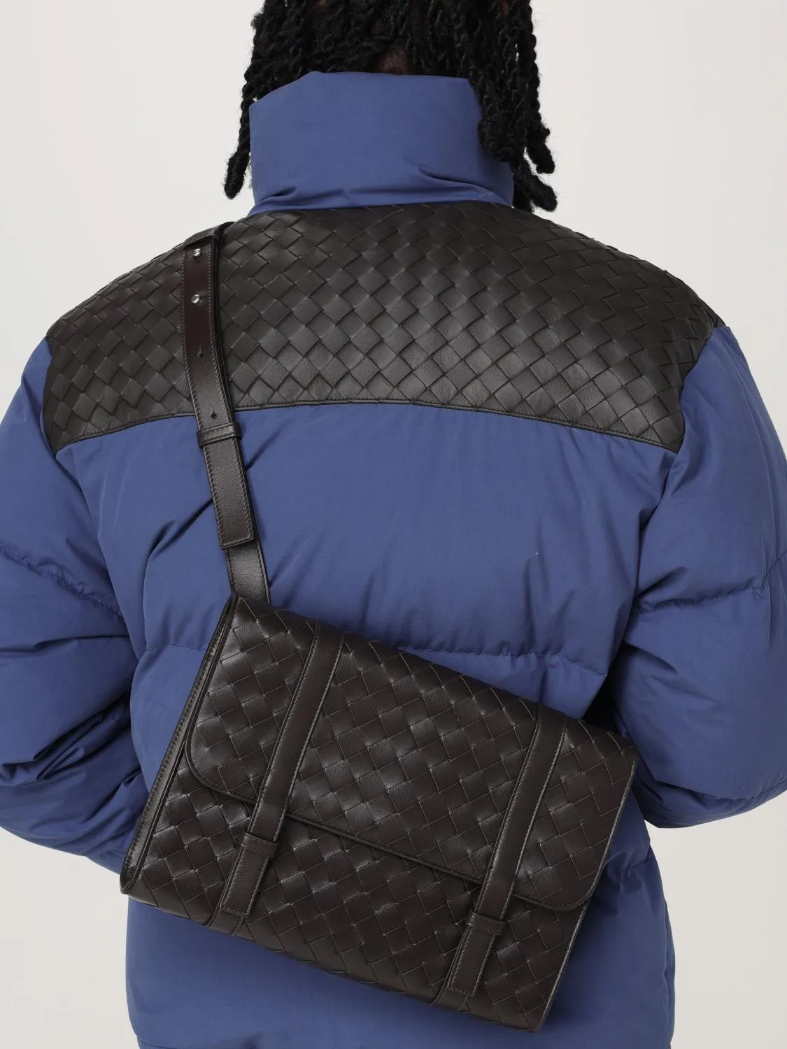 Bottega Veneta Shoulder Bag Men Dark