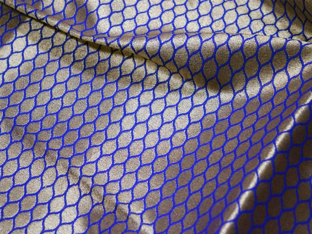 Bridal Wedding Dress Brocade by the yard Indian Brocade fabric Banarasi fabric crafting Dress Material Curtain Cushion Cover Making Fabric