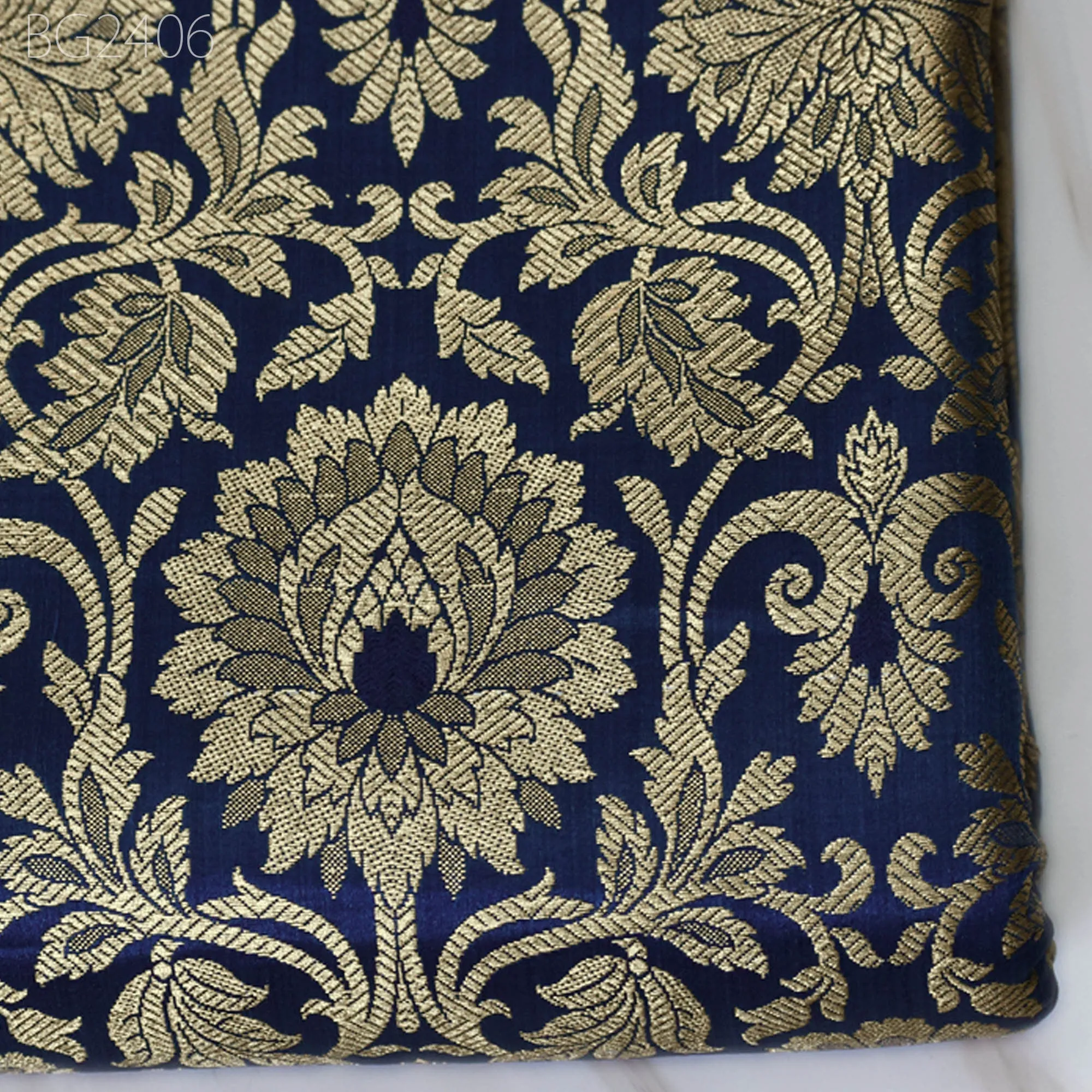Brocade by the Yard Indian Fabric Gold Banarasi Dress material for Wedding Dresses Costumes lehnga Blended Sewing Crafting Curtains