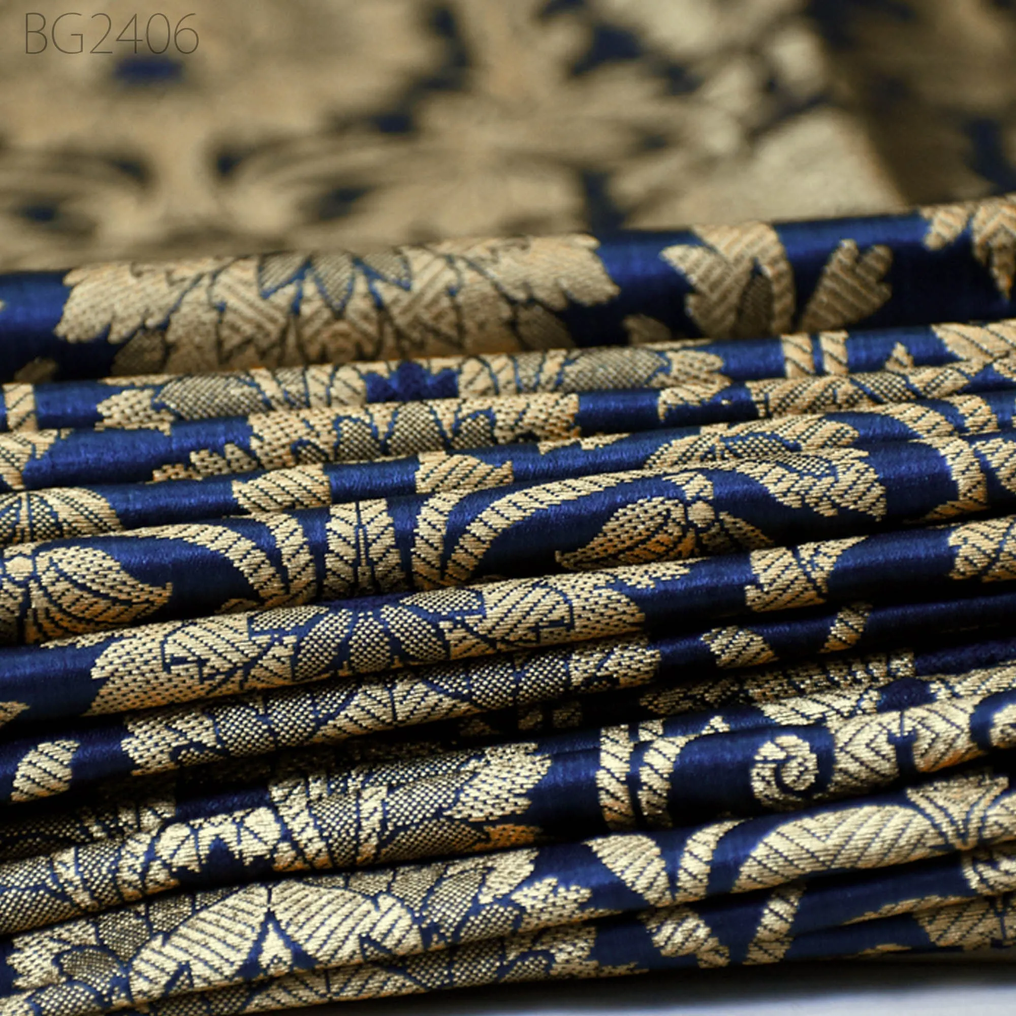 Brocade by the Yard Indian Fabric Gold Banarasi Dress material for Wedding Dresses Costumes lehnga Blended Sewing Crafting Curtains