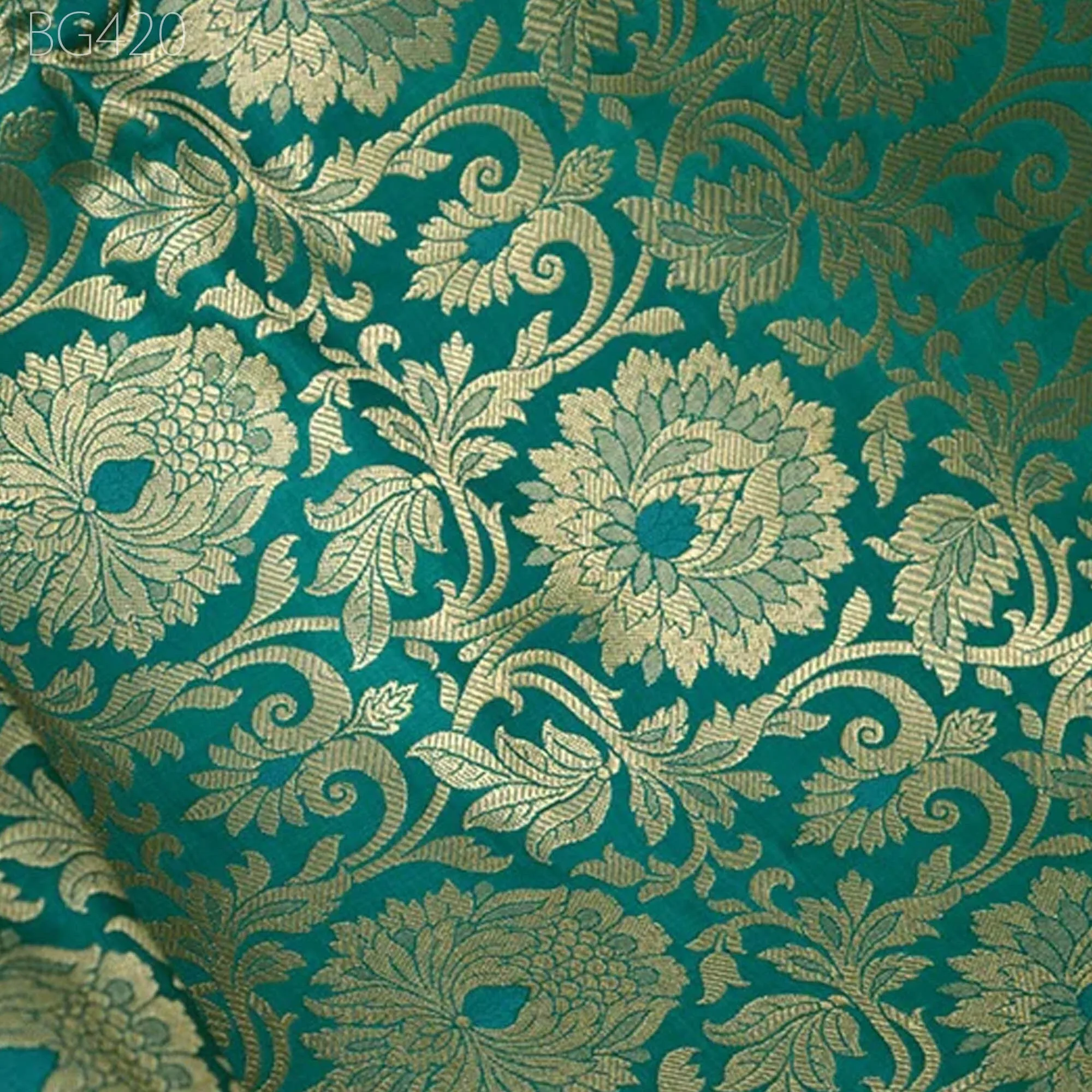 Brocade Fabric by the yard Wedding Dress Banaras Brocade for Jacket costume fabric Benarse Indian fabric Bridesmaid Home Furnishing Curtain