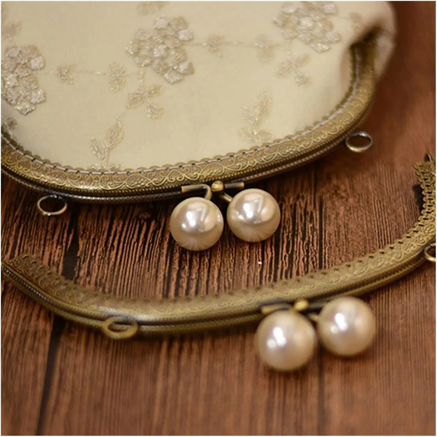 Clutch Bag Clasp Pearl Wallet Metal Handle Frame Arc Shaped DIY Purse Clutch Kiss Clasp Lock Clutch Bag Handle Handbag Accessories(Color-03)