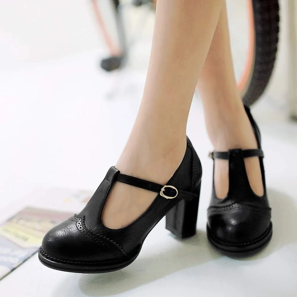 CosyFever Womens FDC00018 Cap-Toe Novelty Charms Pu Block Heels Pumps