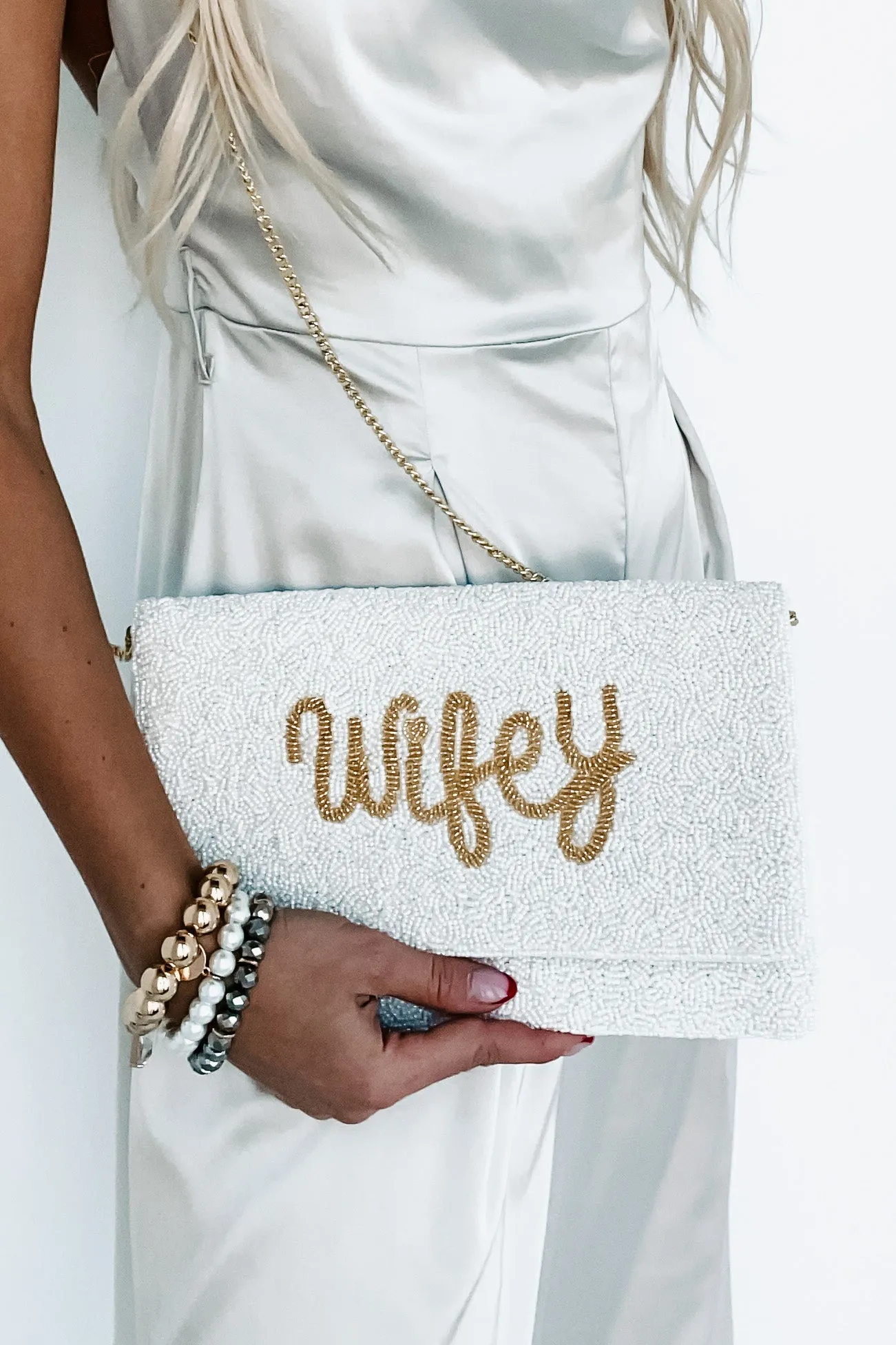 Cursive "Wifey" Beaded Clutch (Wifey Beaded Gold)
