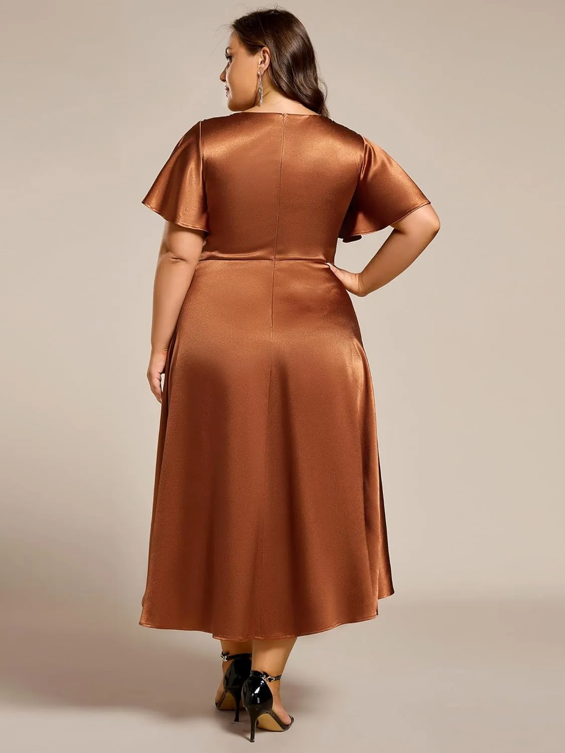 Ever-Pretty Summer V Neck Satin Short Sleeves Plus Size Formal Wedding Guest Dresses for Curvy Women with Pockets