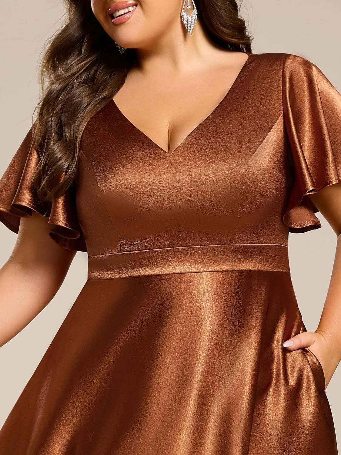 Ever-Pretty Summer V Neck Satin Short Sleeves Plus Size Formal Wedding Guest Dresses for Curvy Women with Pockets