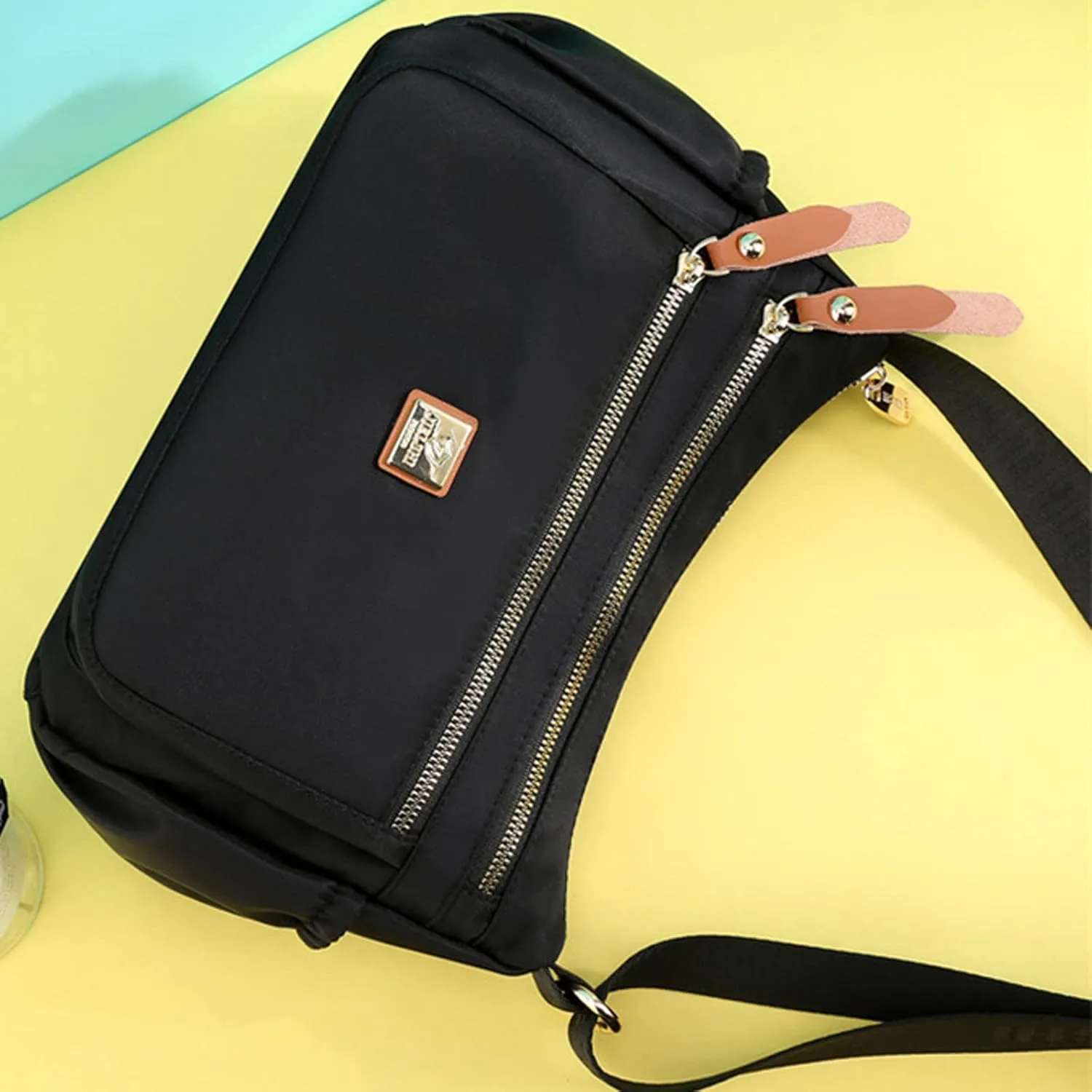 Fashion Multicolor Nylon Fabric Large Capacity Zipper Adjustable Shoulder Strap Messenger Bag Leather (Black, One Size)