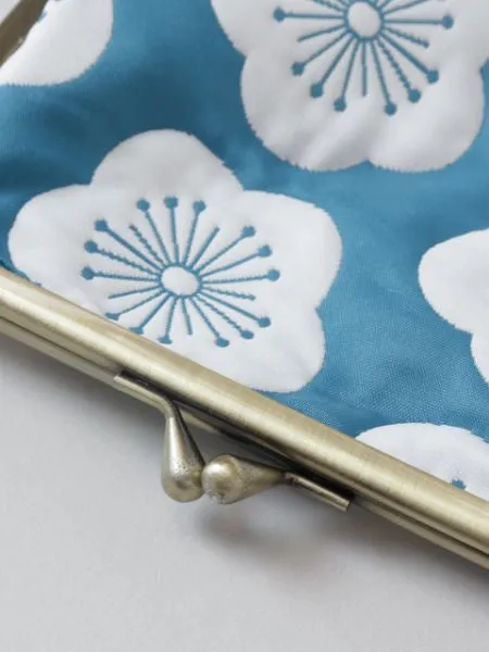 Flower HUKURE-ORI GAMAGUCHI Purse