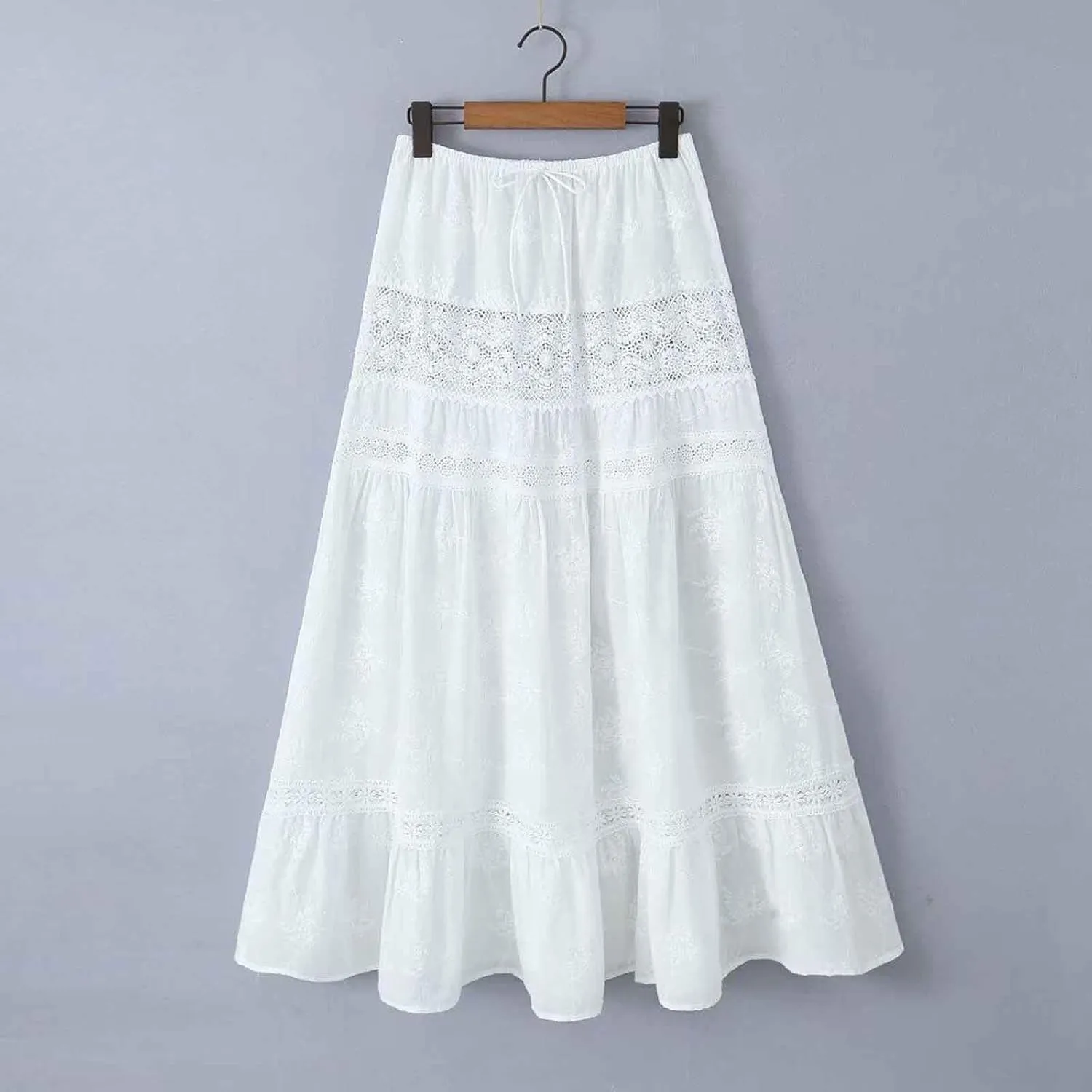 HGps8w Women's Elegant Off The Shoulder 2 Piece Boho Lace Outfits Laceup Crop Tank Top and High Waisted Flowy Long Skirt Sets