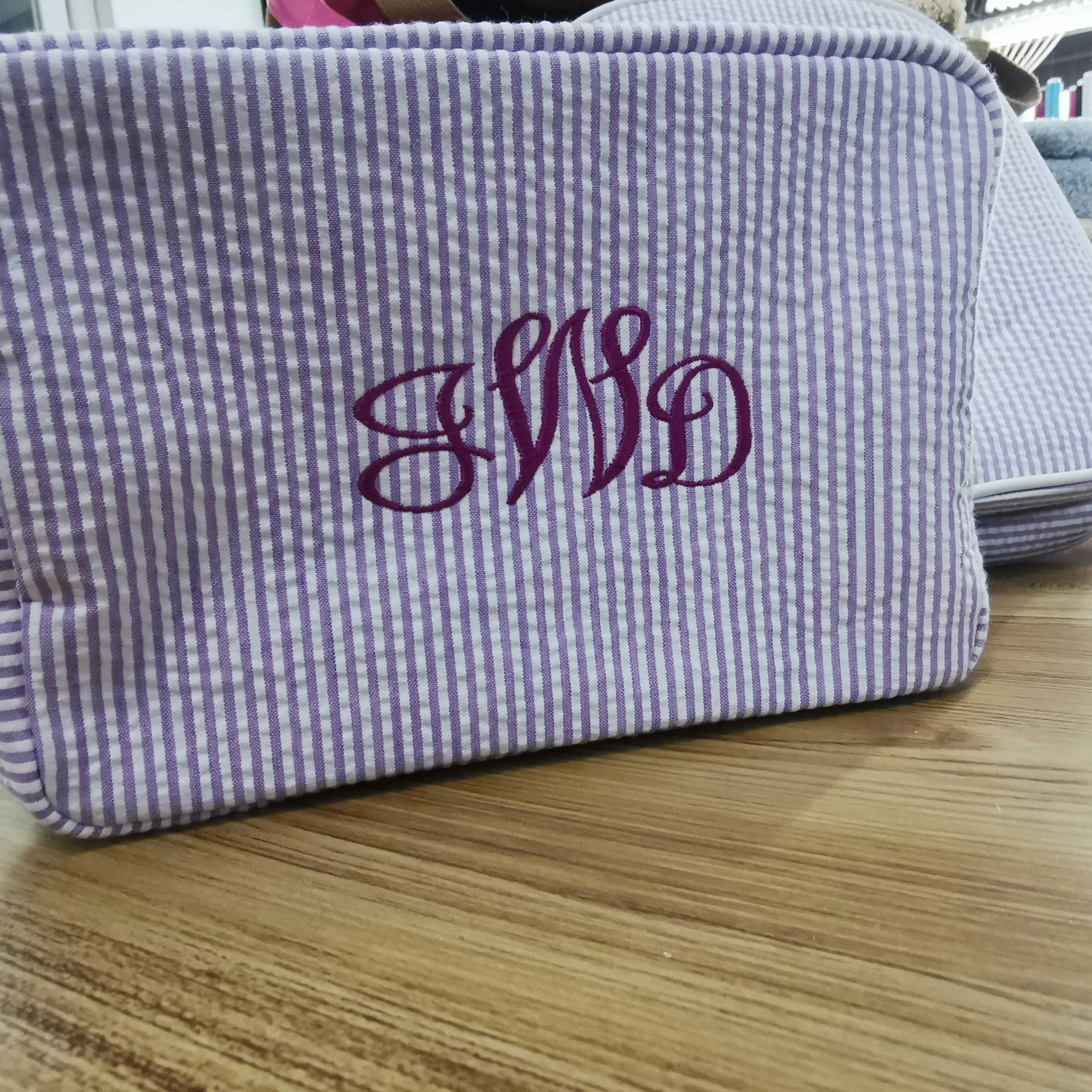 Kawaii Personalized Seersucker Makeup Bag 🎀✨ | Custom Embroidered Name | Cute Bridesmaid Gift 💖💄