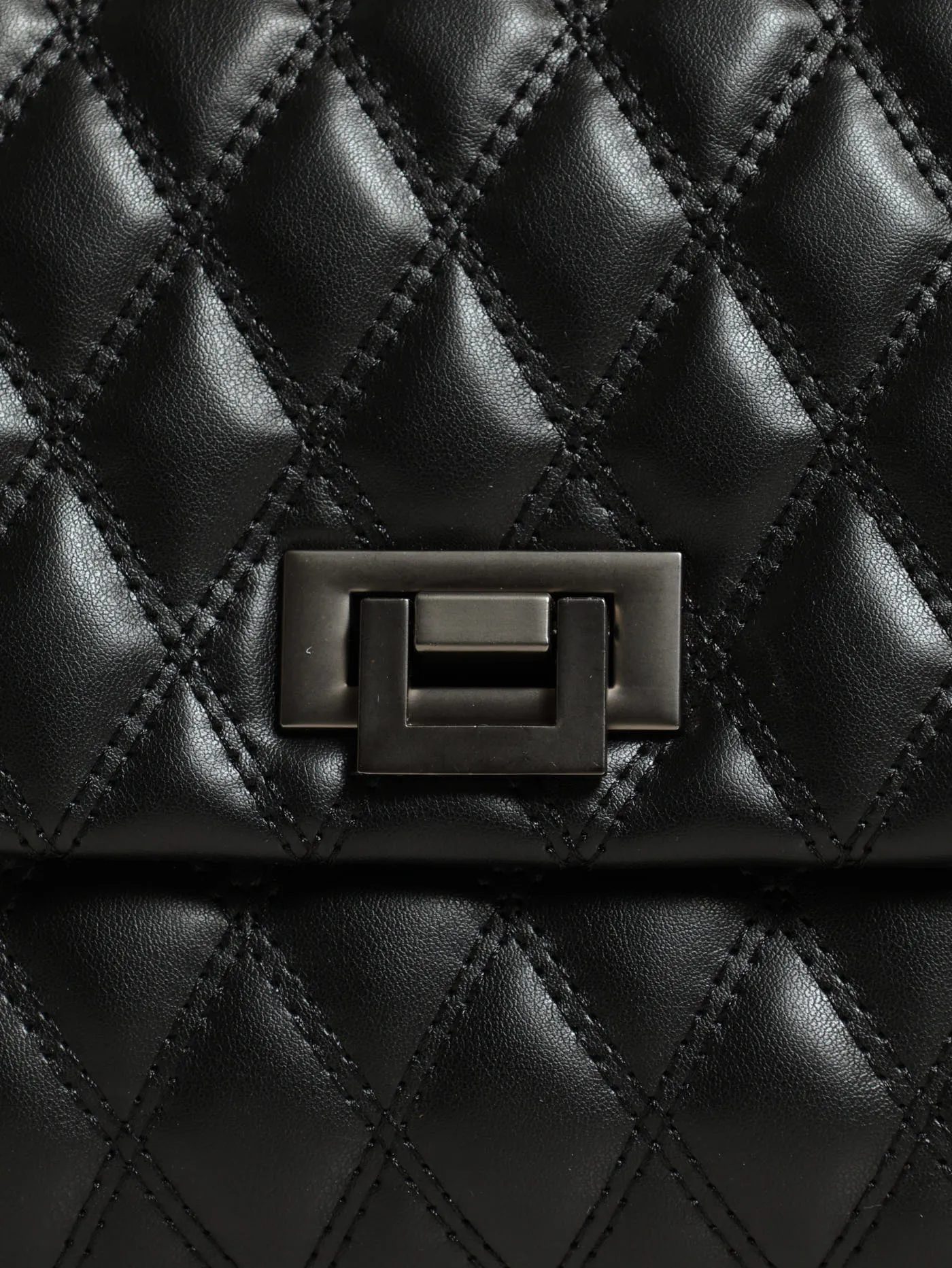 Kedenad Shoulder Bag - Black
