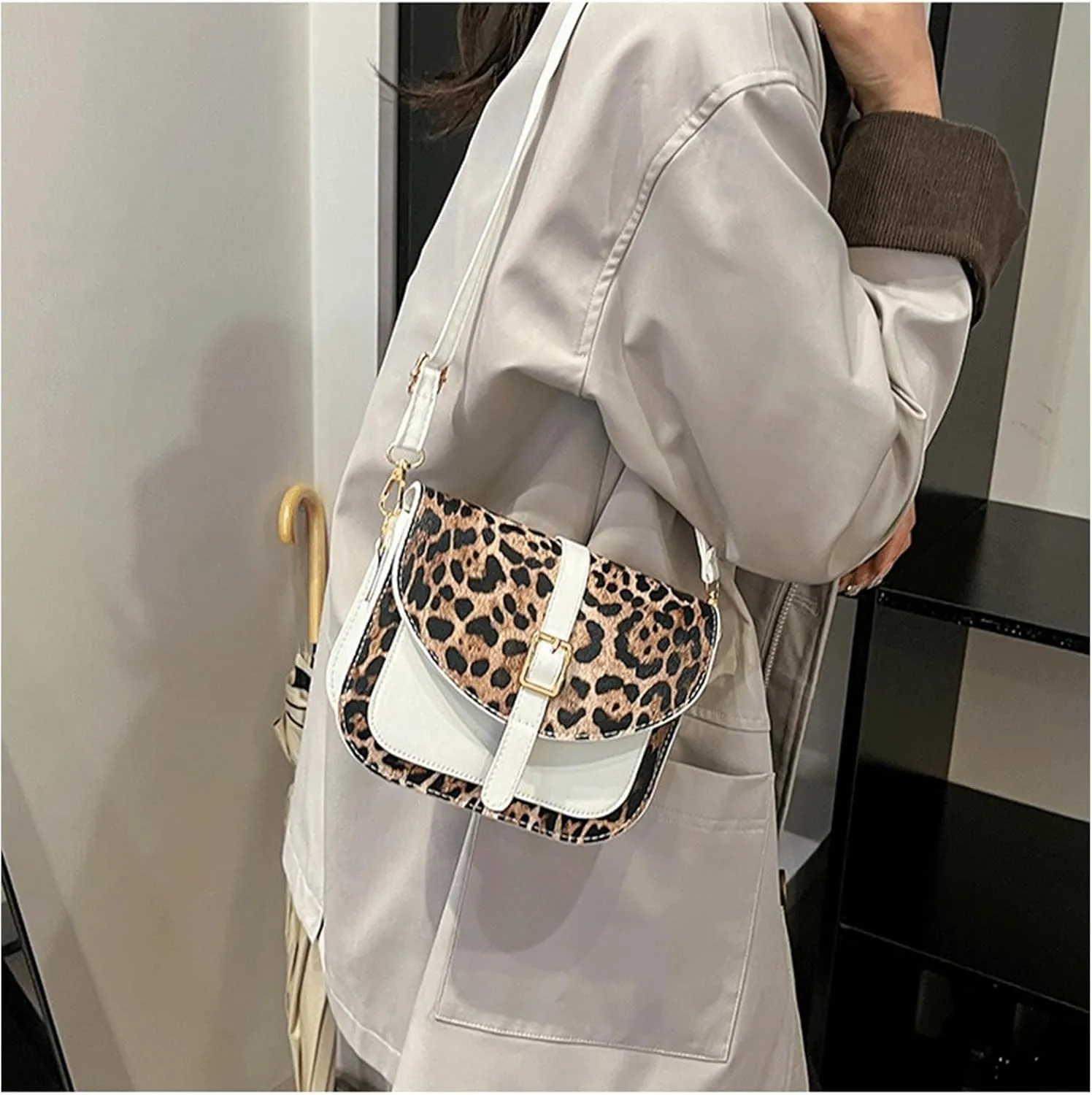 Leopard Purse Cheetah Print Vintage Saddle Bag Curved Flap Urban Crossbody Retro Chic Purse for Girls