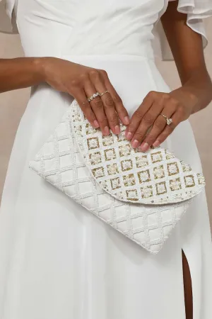 Luxurious Aspect White Beaded Pearl Clutch