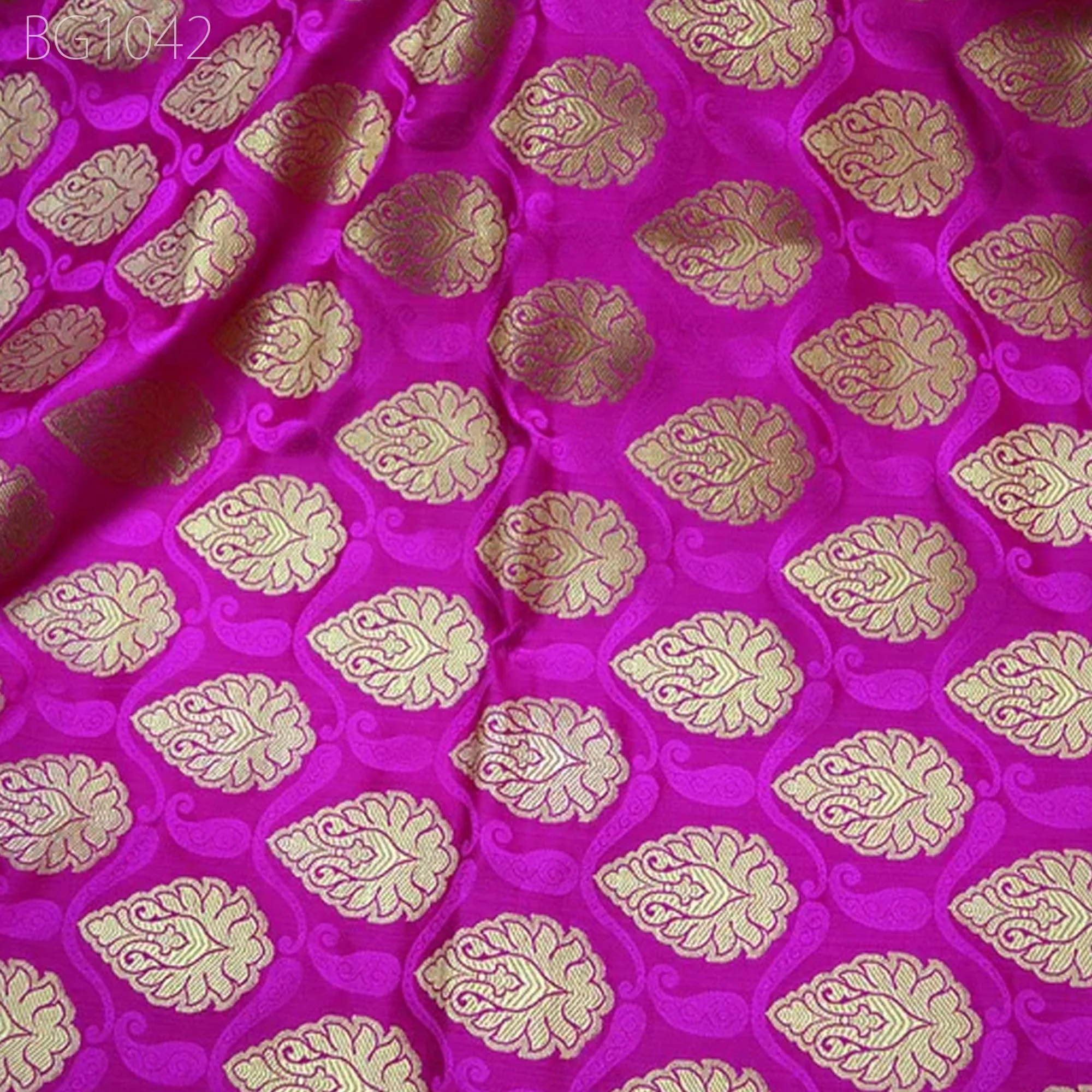Magenta Brocade costume fabric Brocade by the Yard Indian Brocade Wedding Dress Crafting Fabric Banarasi Lehenga Dress Home Decor Material