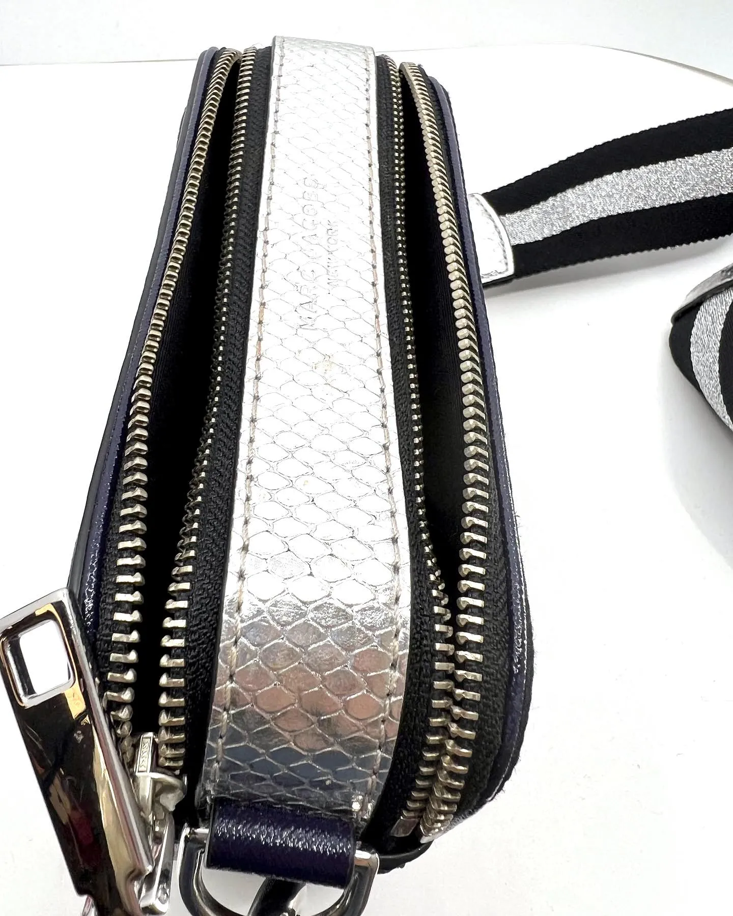 MARC JACOBS SNAPSHOT SEQUIN LEATHER CAMERA CROSSBODY BAG