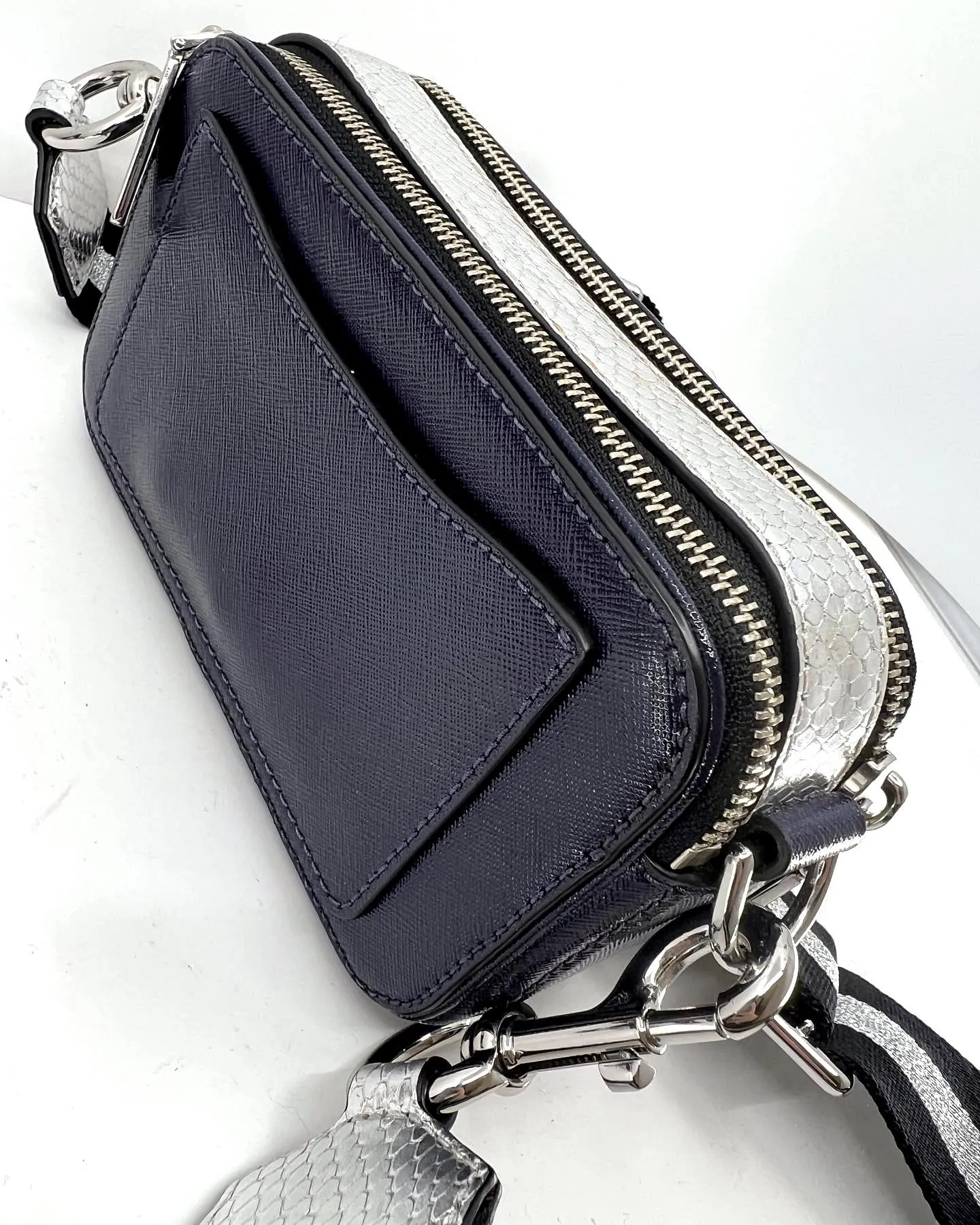 MARC JACOBS SNAPSHOT SEQUIN LEATHER CAMERA CROSSBODY BAG