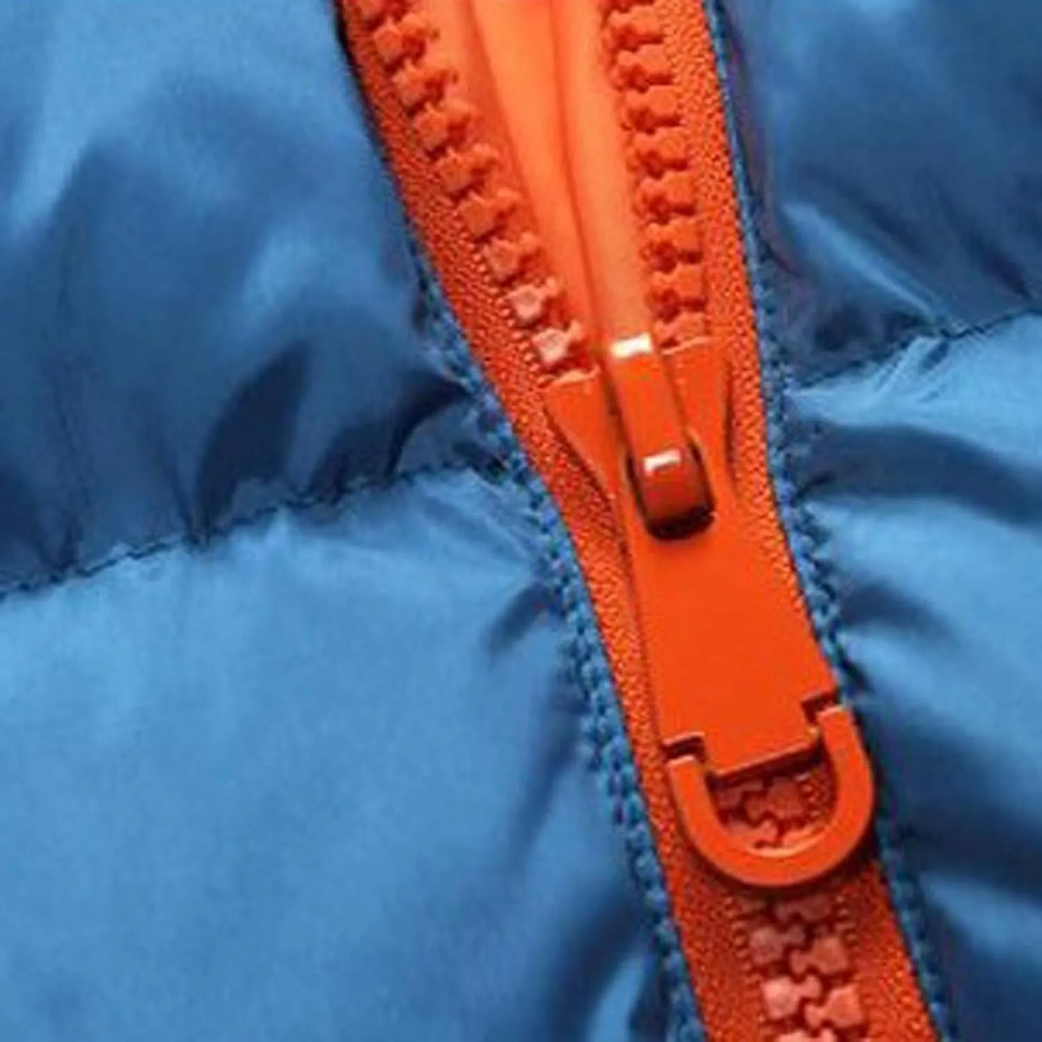 Men Puffer Jacket with Hood Lightweight Packable Quilted Hooded Bubble Down Jackets Winter Insulated Thick Outwear
