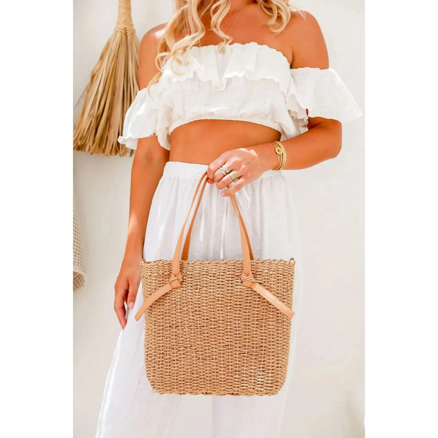 NATURAL WOVEN  BAG | Tan
