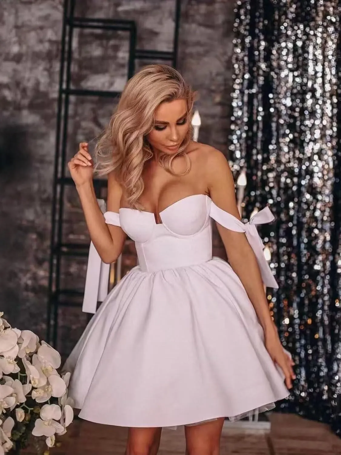 Off Shoulder Satin Homecoming Dress Short Prom Dresses for Teens 2025 Puffy HOCO Dress with Bow BD488