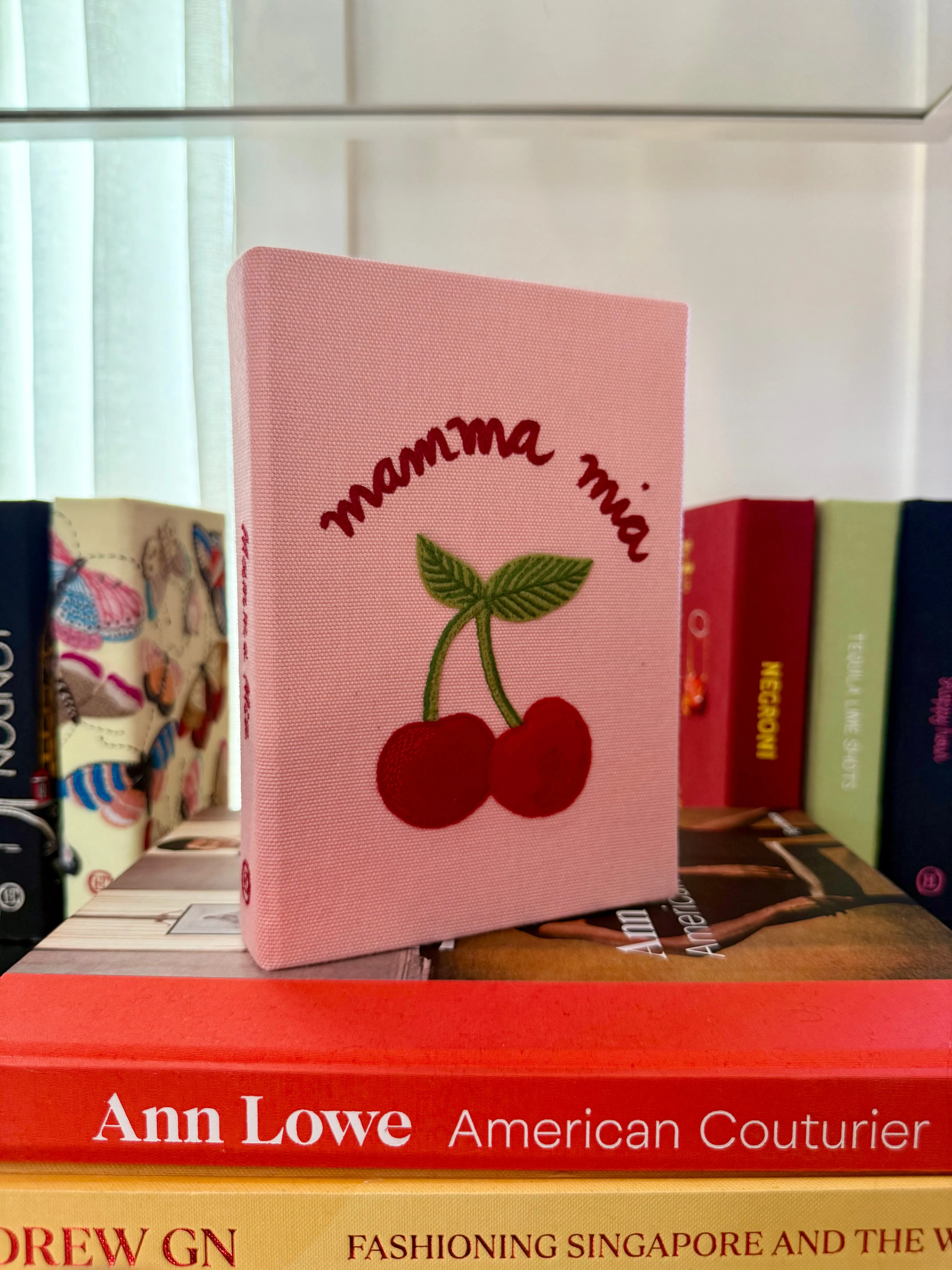 OLYMPIA LE TAN | MAMMA MIA BOOK CLUTCH