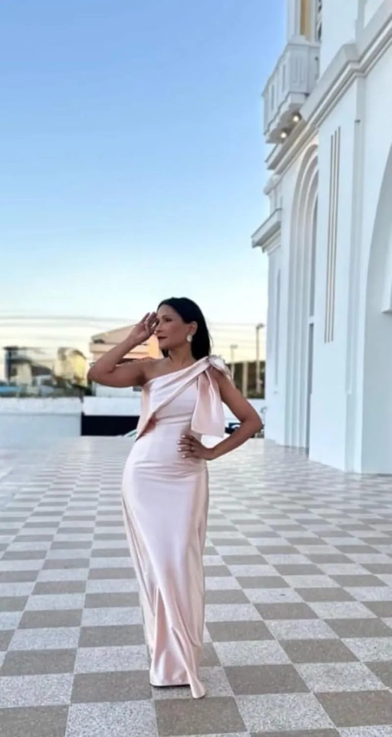 One Shoulder Bridesmaid Dresses with Bow Long Mermaid Satin Back Slit Mother of The Bride Dresses PM004