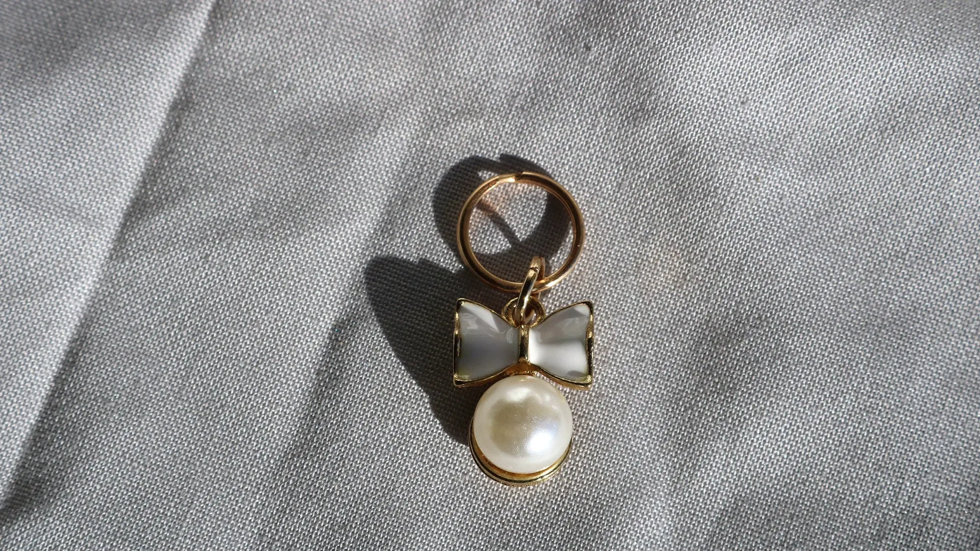 Pearls with Bows