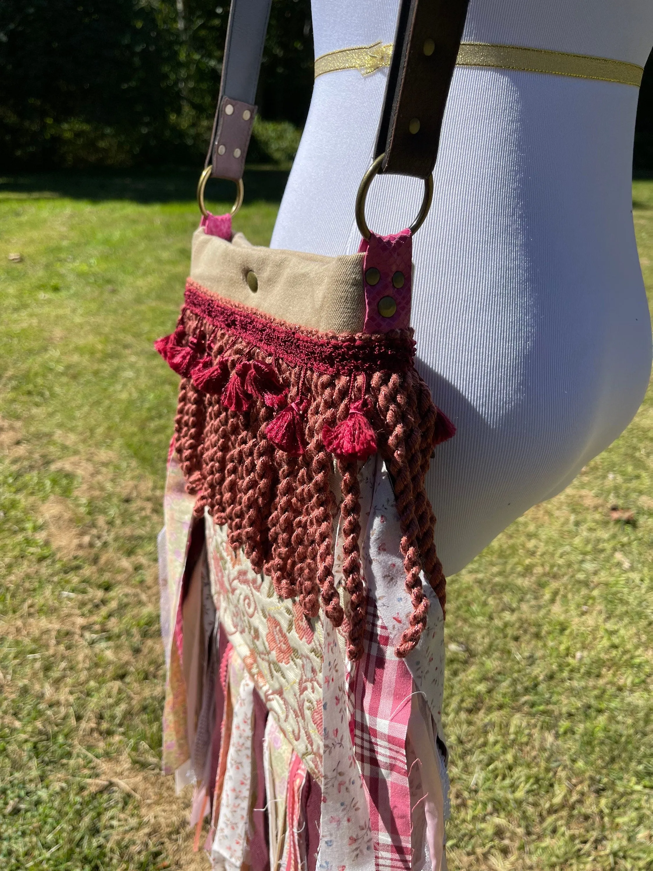 Pink and Maroon Flower Fringe Purse, Festival Fringe Bag, Hippie Handbag, Boho Chic Crossbody Messenger, Embellished purse
