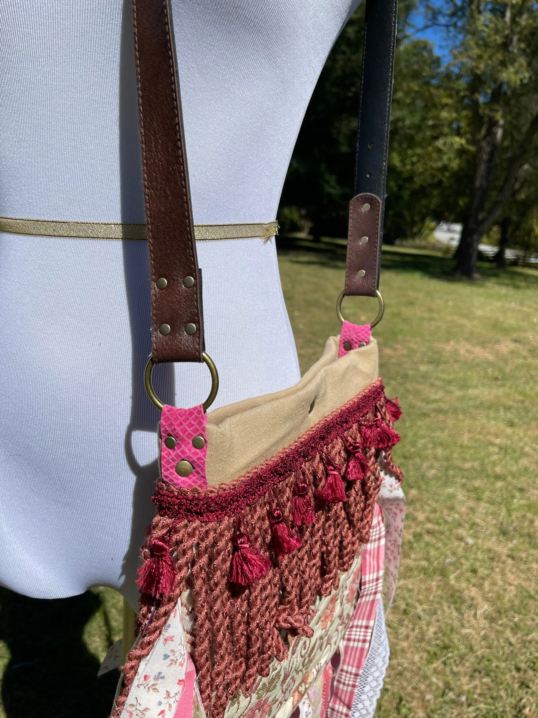 Pink and Maroon Flower Fringe Purse, Festival Fringe Bag, Hippie Handbag, Boho Chic Crossbody Messenger, Embellished purse