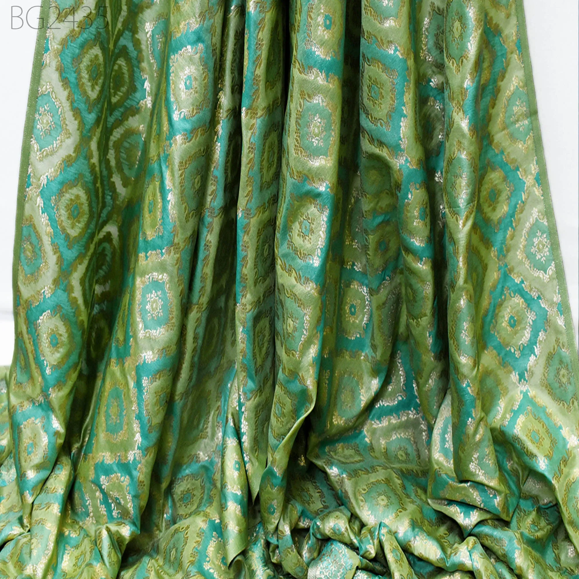 Pistachio Brocade Fabric by the Yard Wedding Dress Jackets Indian Blended Banarasi Dress Material Sewing Cushion Cover Home Décor Crafting