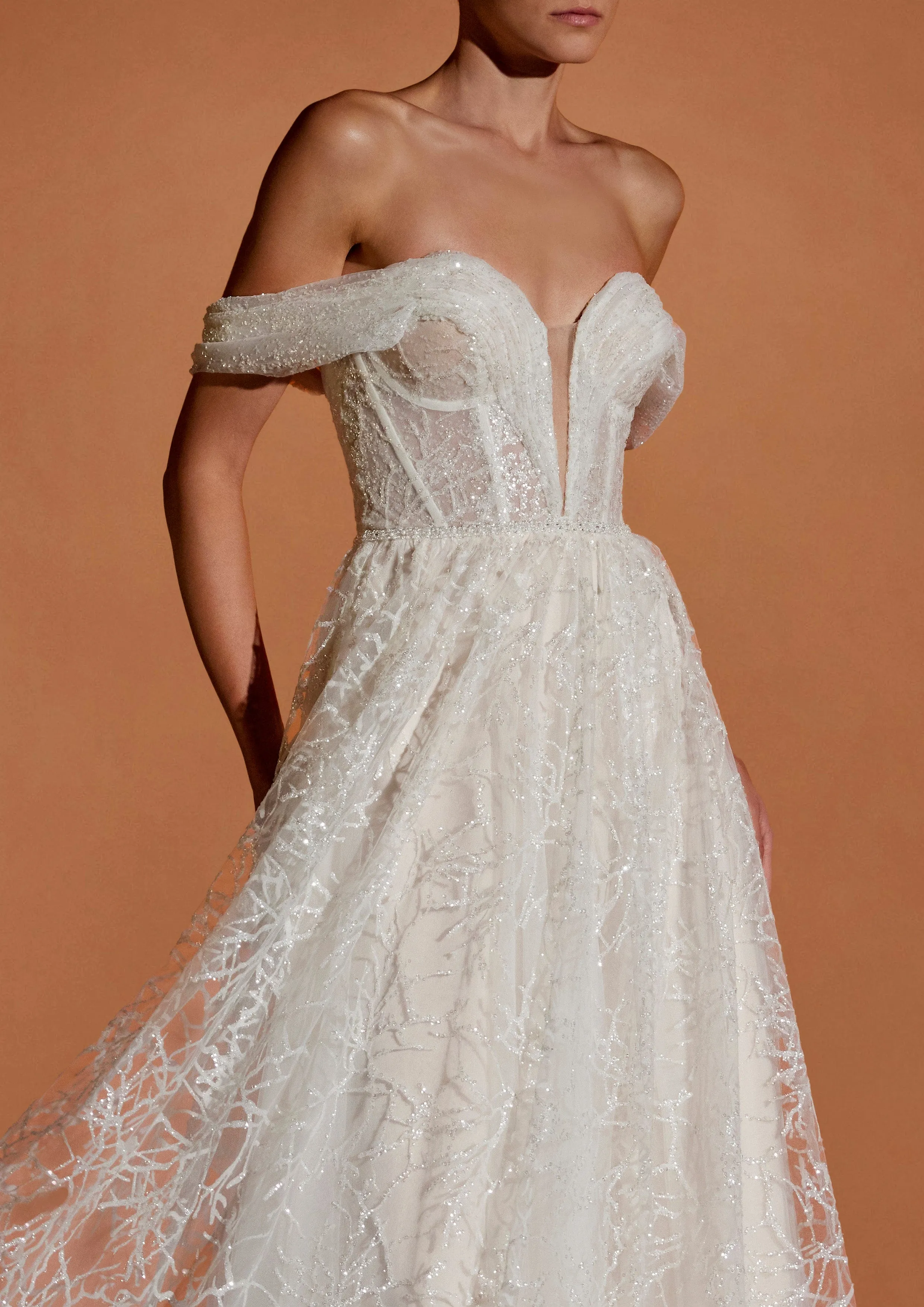 Pronovias Privee: Sunnya