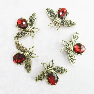 Red bee buttons