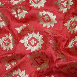 Red Crafting Jacquard Fabric Indian Brocade Wedding Dress Banarasi Fabric by the Yard sewing bridesmaid Costume Skirts Vest Coat Cushions