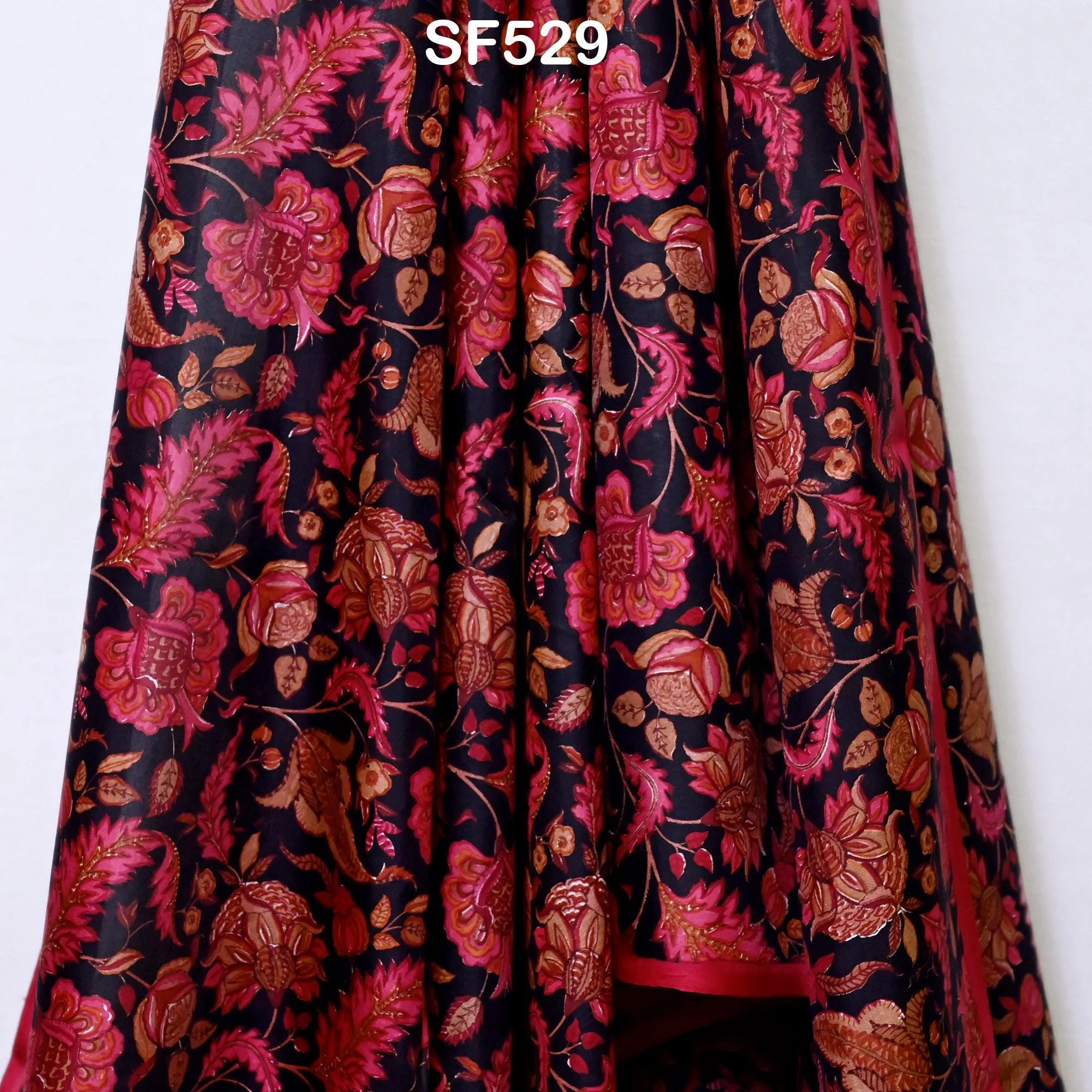 Red Pure Habotai Printed Silk by the Yard Indian Saree Soft Flowy Fabric Wedding Dresses Bridesmaid Costumes Crafting Sewing Scarves