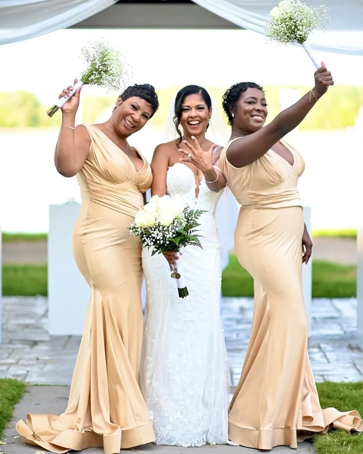 Satin Bridesmaid Dresses for Women V Neck Mermaid Long Pleated Formal Evening Gowns