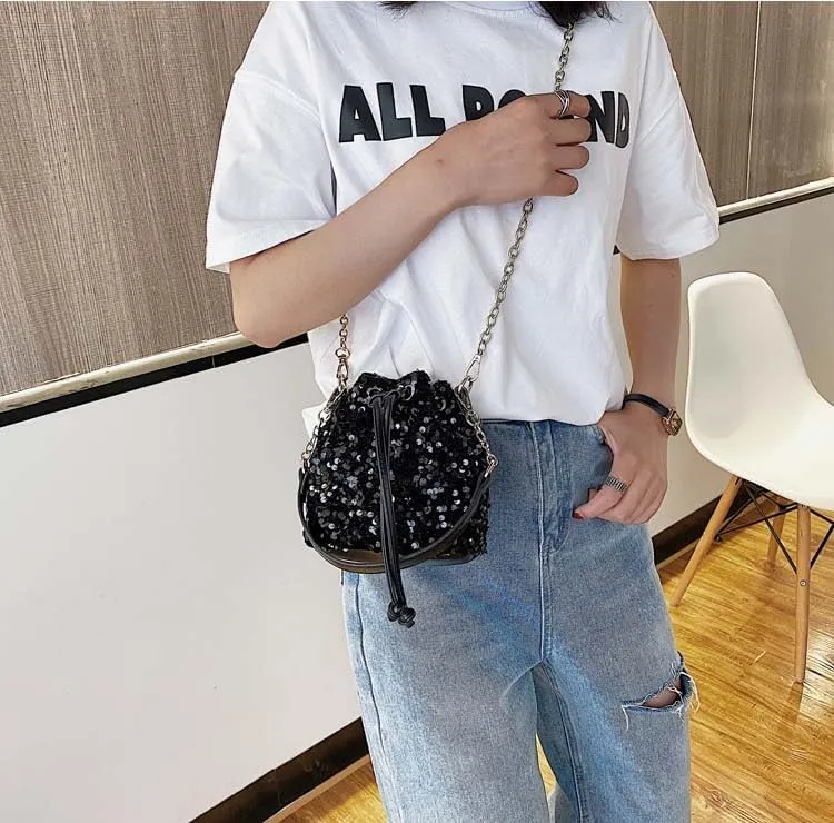 Sequin Bucket Bag Glitter Drawstring Shoulder Purse Bag Sparkle Mini Shopping Pouch Handbag with Detachable Chain Strap