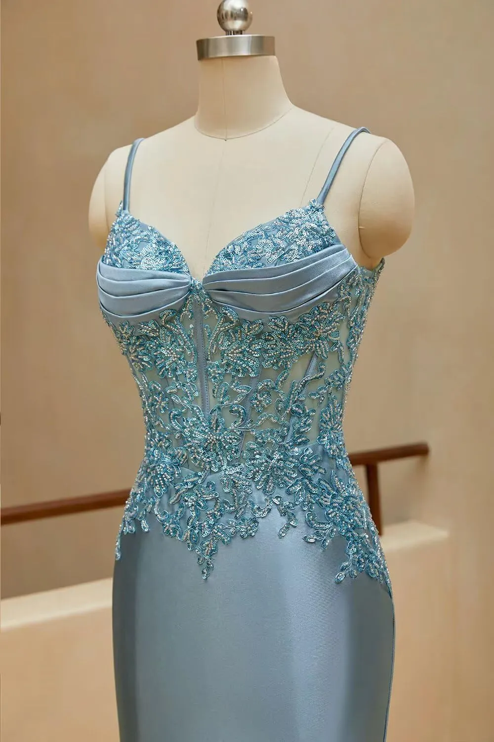 Silk Beaded Prom Dresses Long for Women Mermaid Formal Dresses Spaghetti Straps Evening Party Gowns