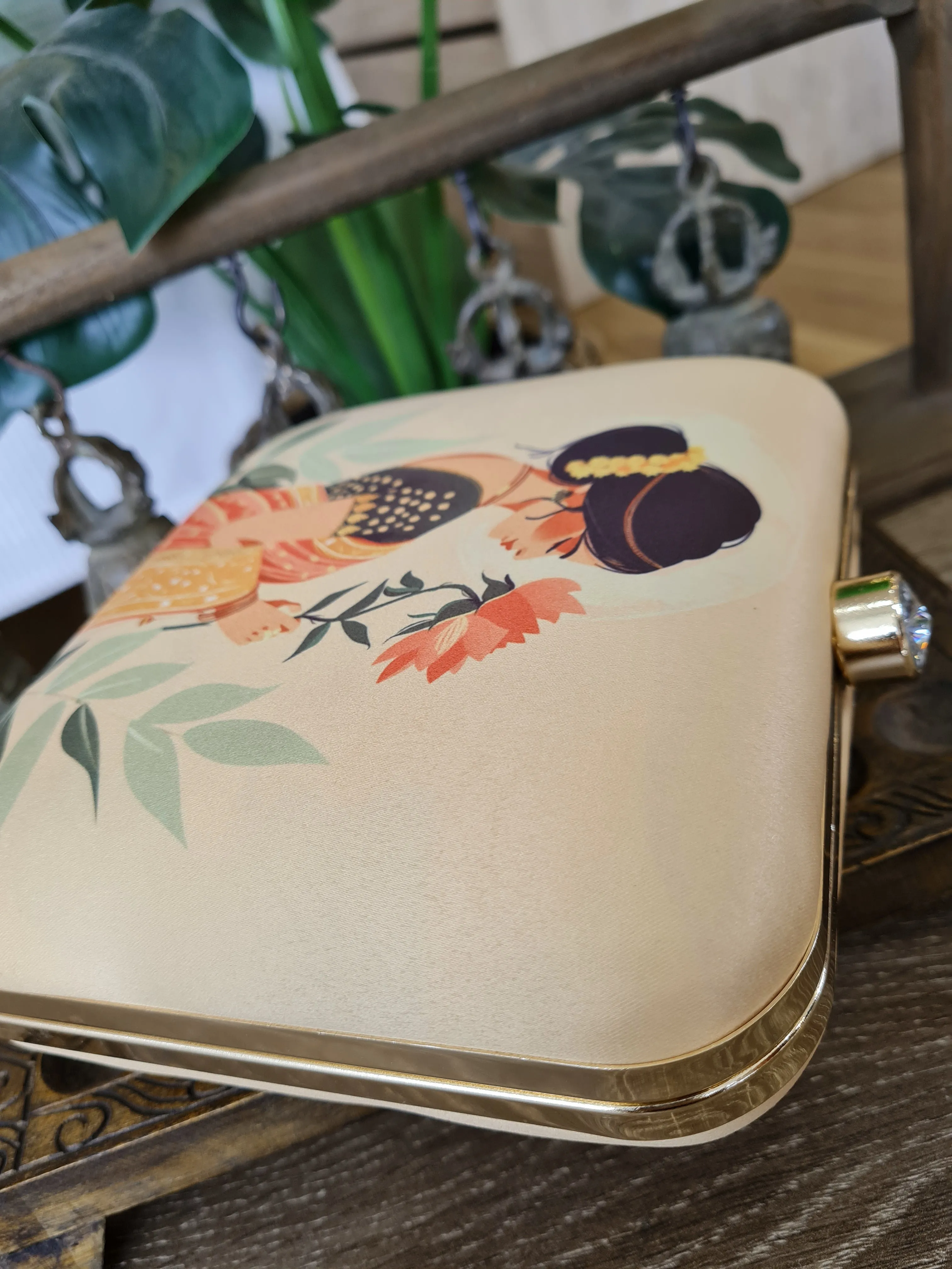 Square Printed Box Clutch