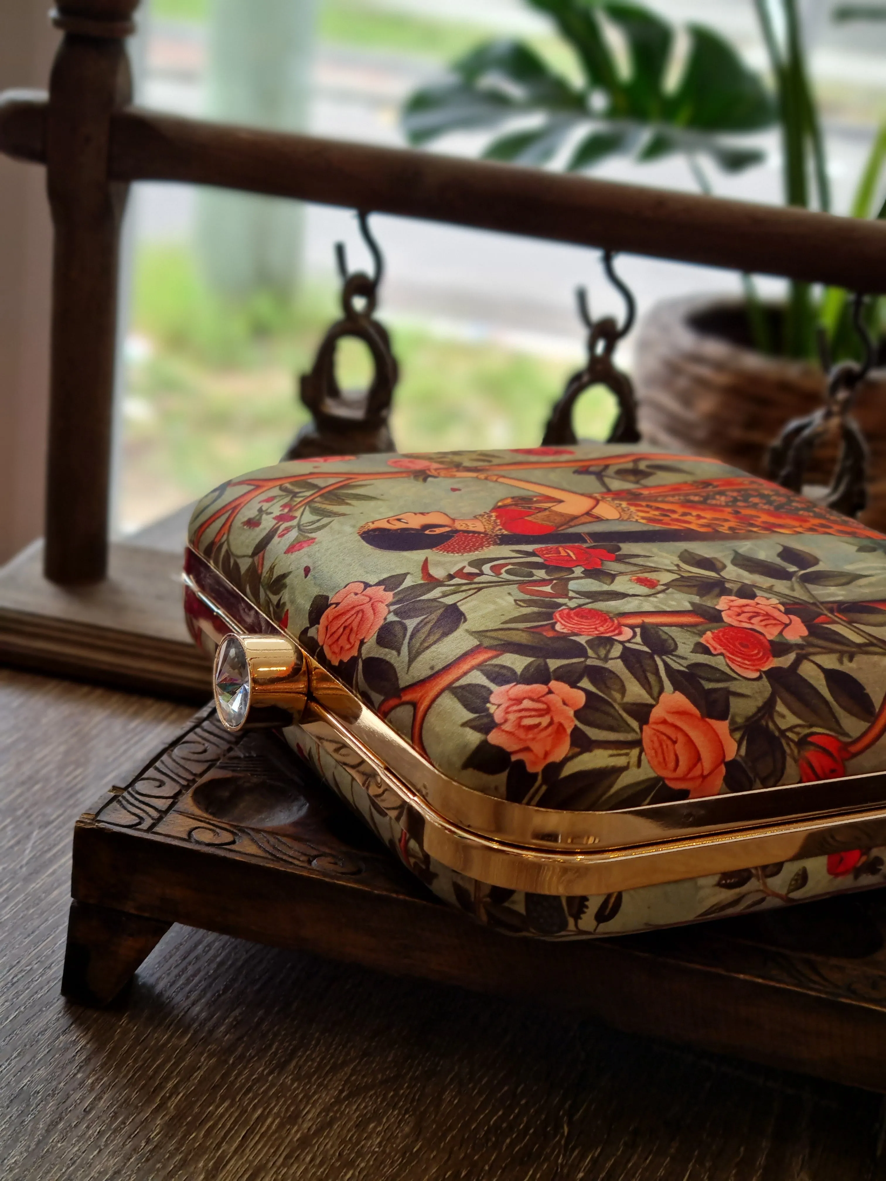 Square Printed Box Clutch