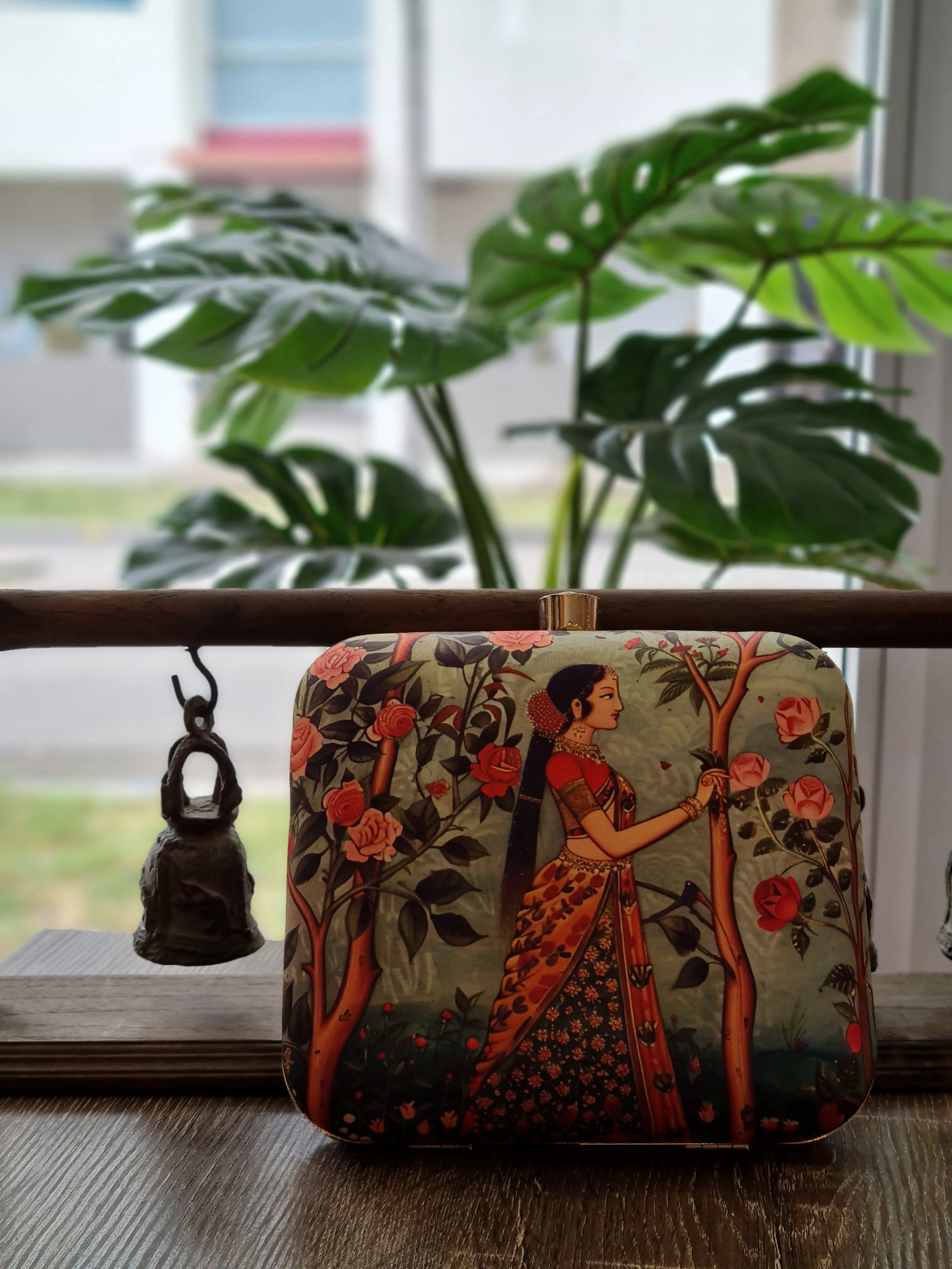 Square Printed Box Clutch