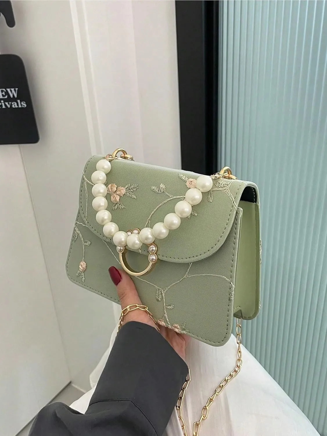 SweatyRocks Women's Crossbody Handbag Faux Pearl Top Handle Flower Embroidery Purses Mini Square Bag