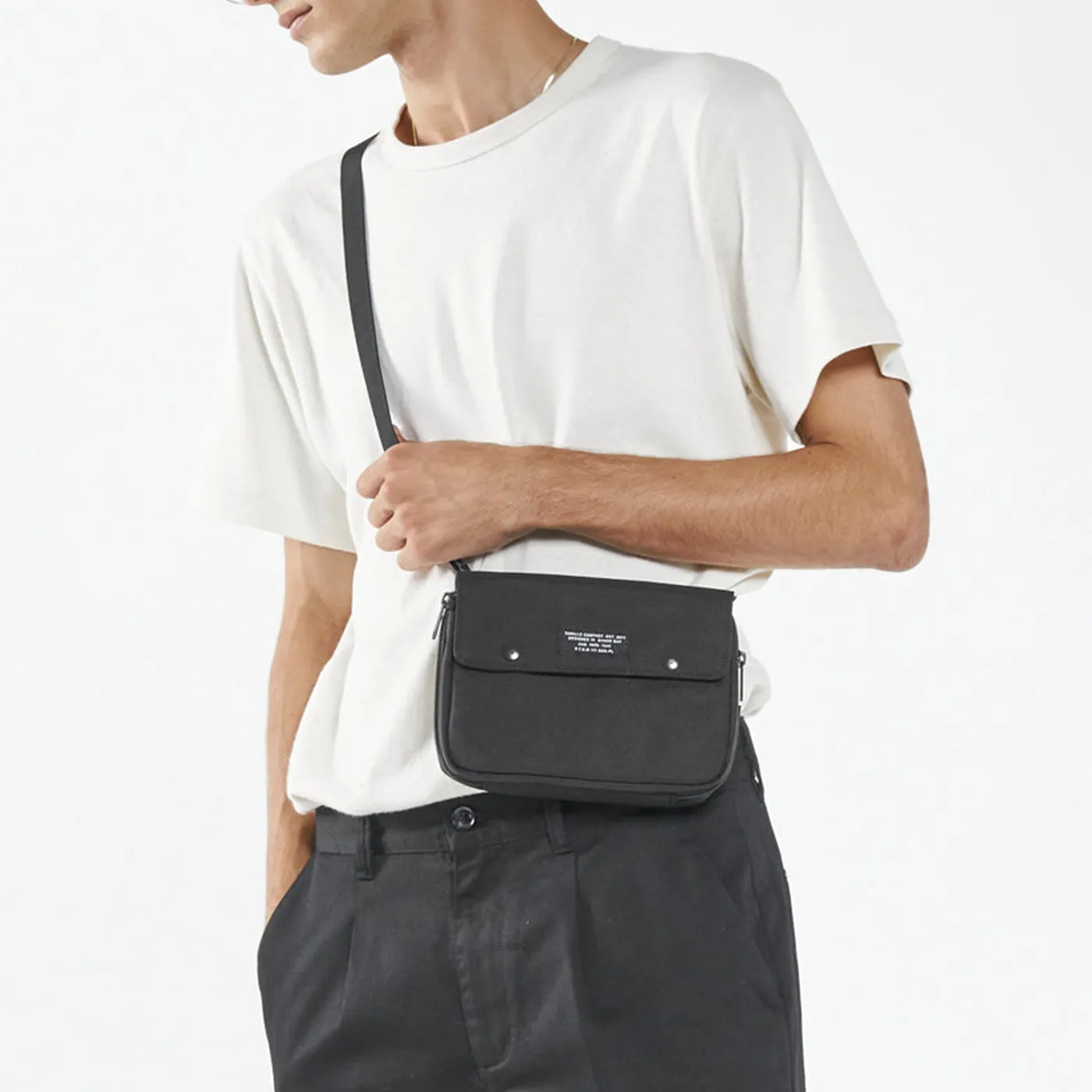 Thrills - Century Shoulder Pouch - Black