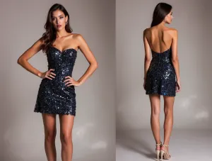 Trendy Black Evening Dress & Prom Dress with Crystal Straps and Fitted Silhouette