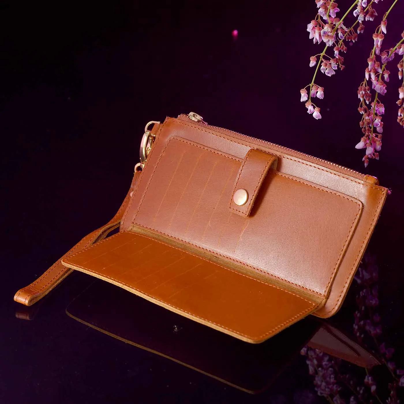 Trendy Leather Clutch & Pendant Set